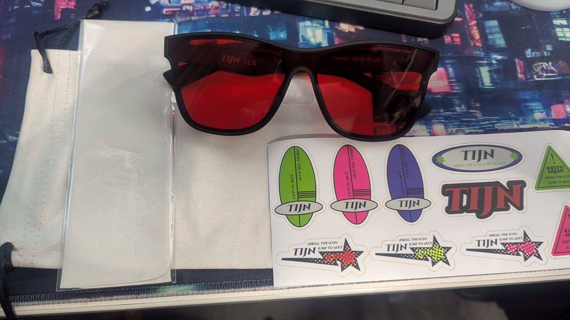 TIJN Gaming Glasses Blue Light Blocking Glasses for Gamers, Anti Glare Computer Glasses with Enhanced Color Contrast customer photo 2