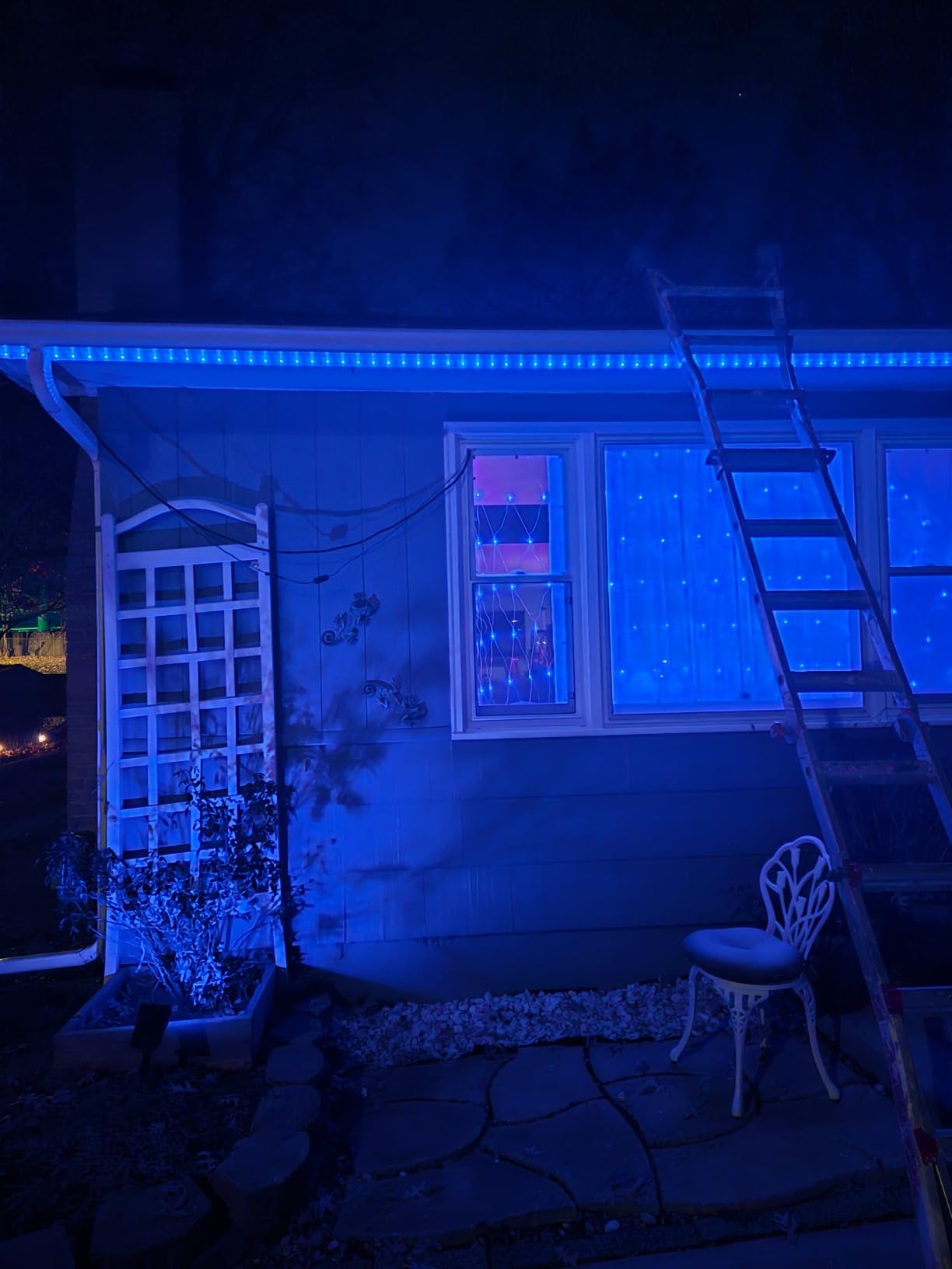 Upgraded Outdoor Led Strip Lights Waterproof, 50ft RGB Solar Led Strip Lights Outdoor with Self-Adhesive, Auto On/Off 16 Colors and 4 Modes with Remote Timer Great for Patio, Pathway Decor customer photo 2