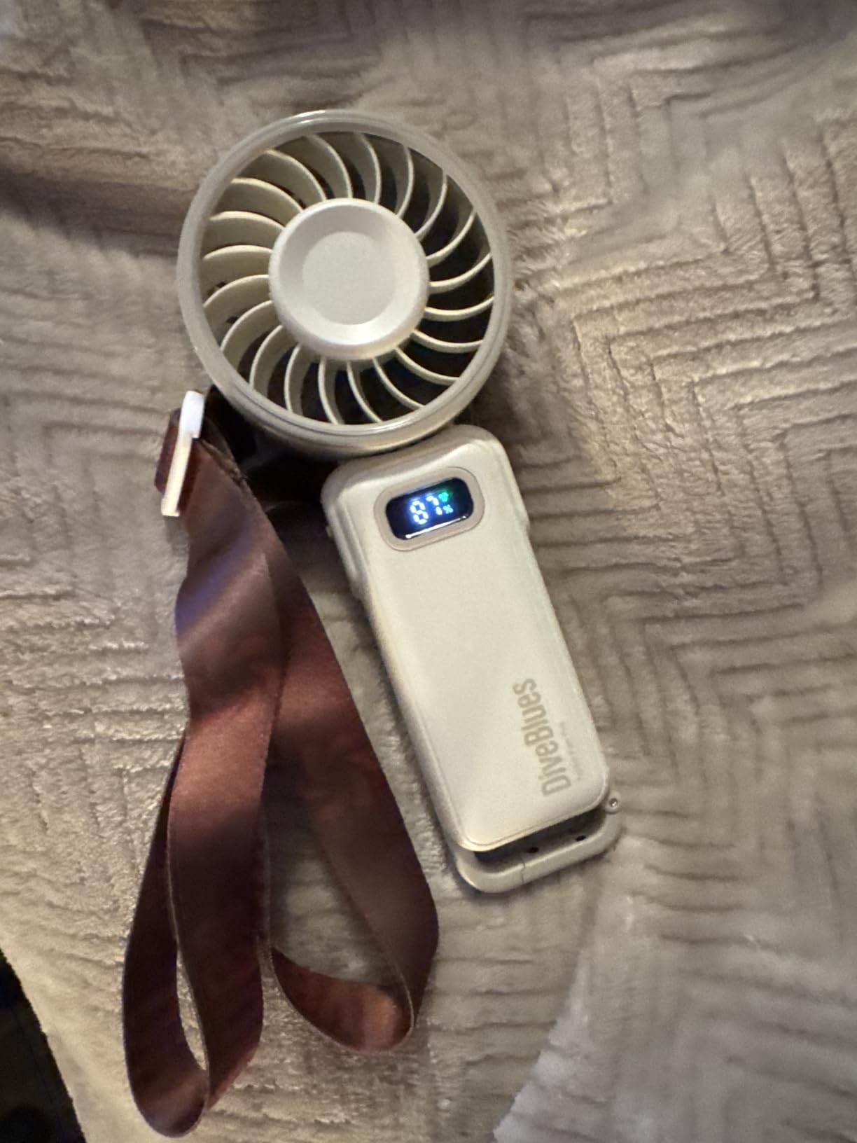 Diveblues Portable Handheld Fan, 7.4m/s High Speed Turbo Fan, 180° Foldable 4-in-1 Personal Neck Fan with Carabiner Clip, 100 Speed Stepless Control, USB-C Rechargeable for Travel, Makeup Hot Flashes customer photo 1