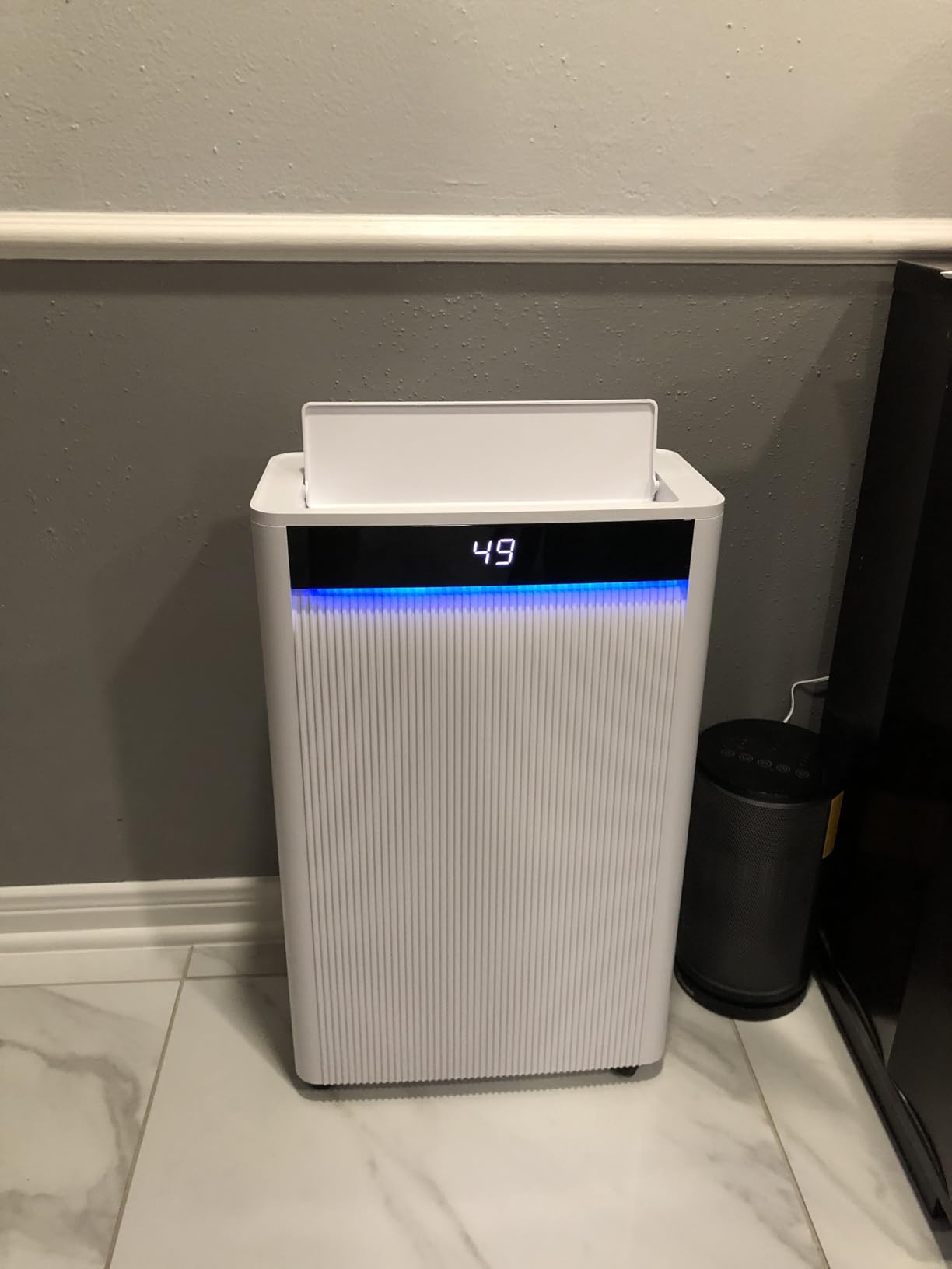 5,000 Sq.Ft 2025 Energy Star Max 95 Pint/Day Dehumidifier with Drain Hose, Intelligent Humidistat customer photo 2