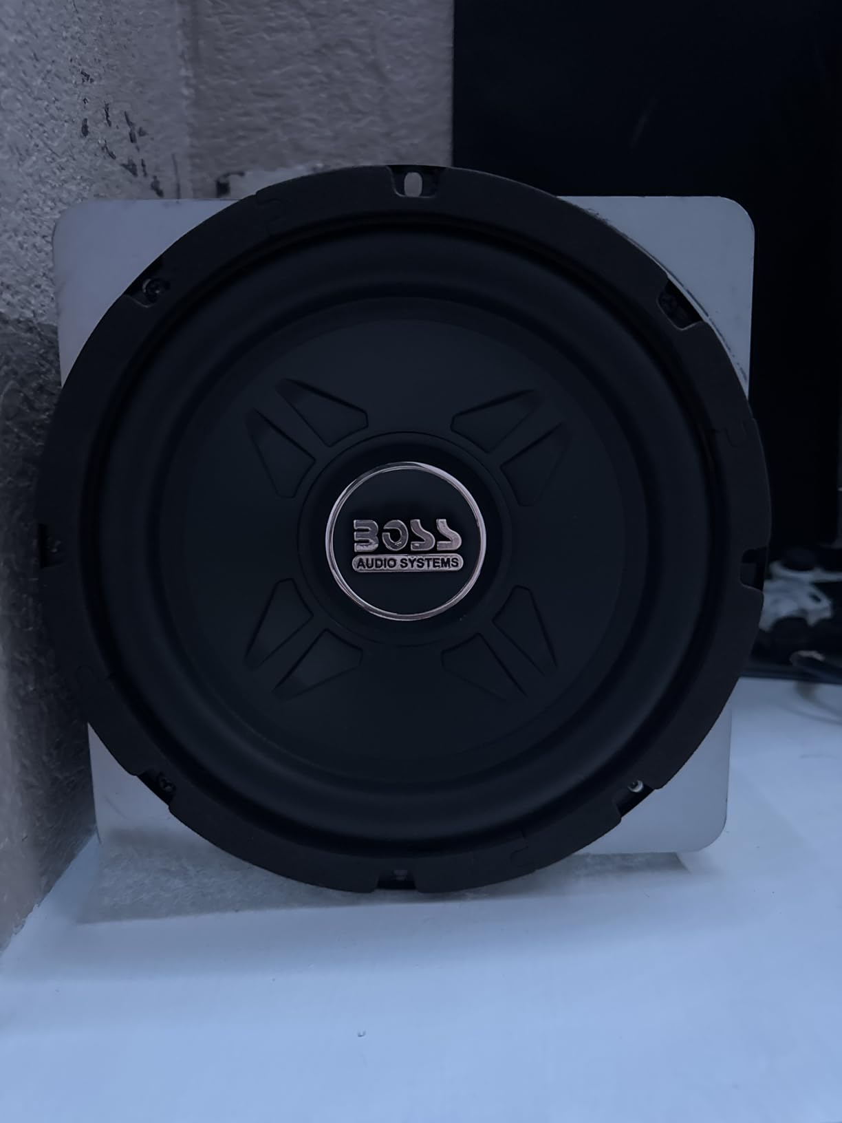 BOSS Audio Systems CXX8 8 Inch Car Subwoofer - 600 Watts Maximum Power, Single 4 Ohm Voice Coil, Easy Mounting customer photo 1