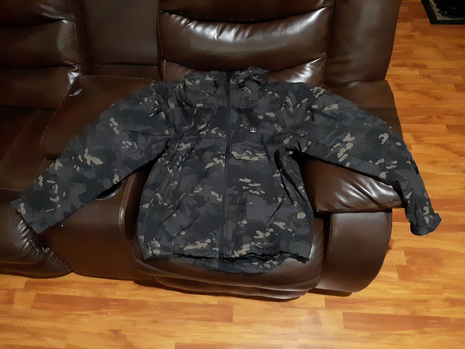 DEWBU Heated Jacket for Men with 12V Battery Pack Winter Outdoor Soft Shell Electric Heating Coat customer photo 2