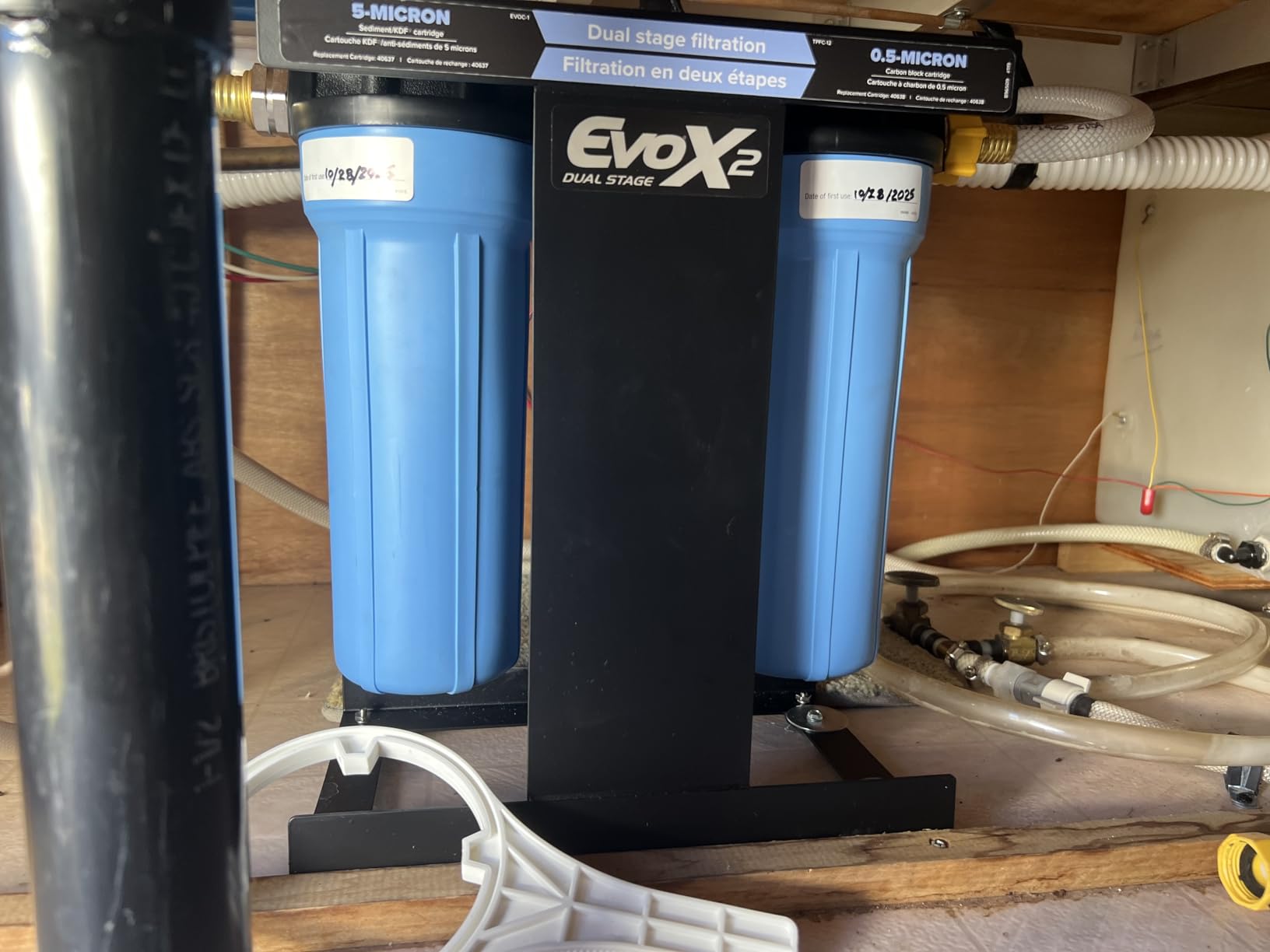 Camco EVO X2 Dual Stage Camper/RV Water Filter Kit - 2 Stage Filtration w/KDF & GAC - Filters Out Bad Taste, Odors, Lead, Bacteria & More - Replaceable Filters - (40639) customer photo 1