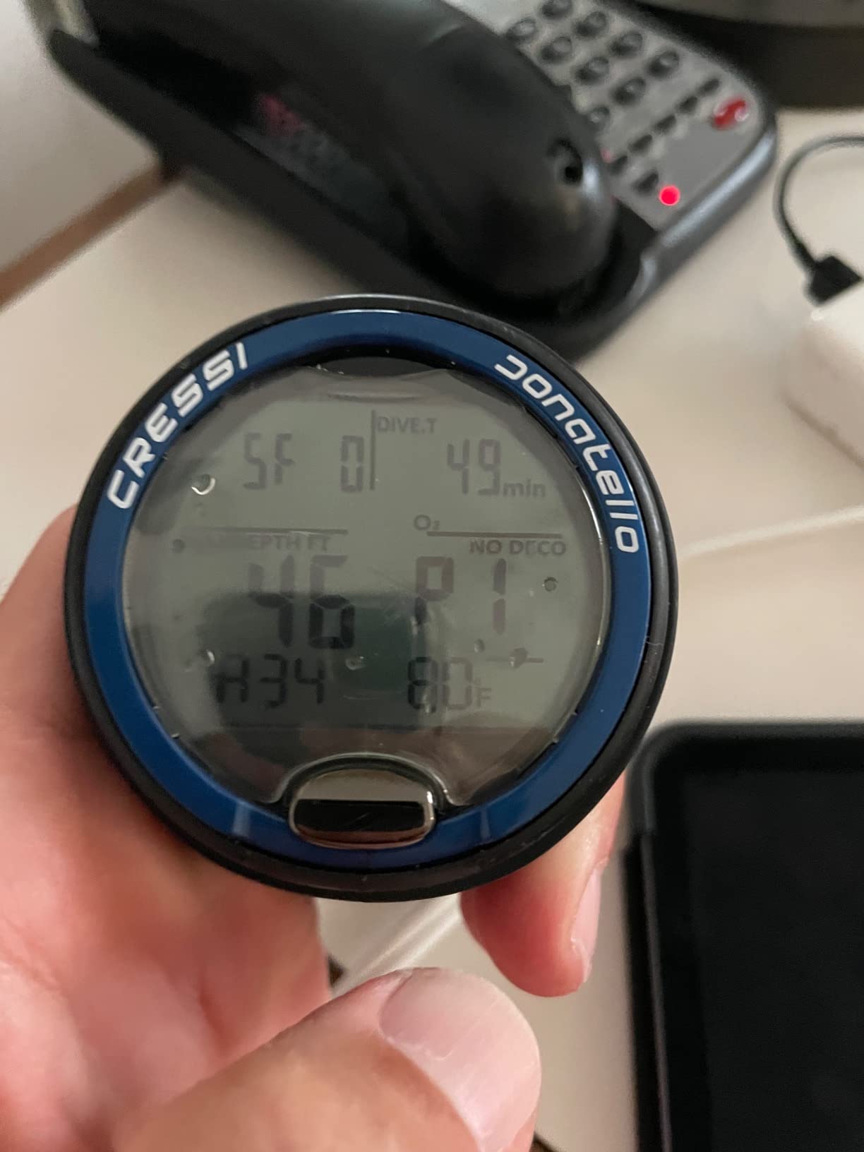 Cressi Scuba Diving Computer for Beginners - 4-Dive Modes: Air, Nitrox, Gauge, Free - Long Battery Life - Strong Backlit Display - Donatello: Made in Italy customer photo 2