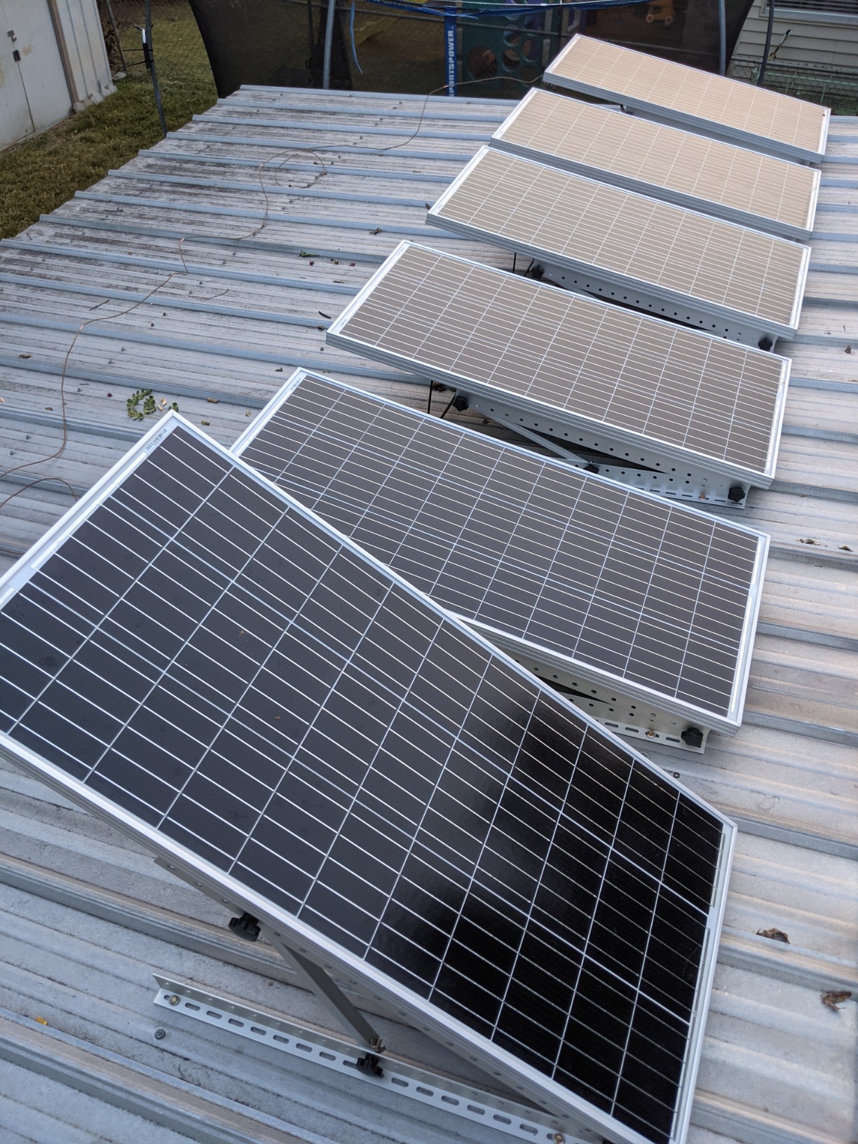 Victron Energy Smart Battery Shunt - Battery Monitor (Bluetooth) - Victron Smart Shunt with Detailed in-app Insights - 6.5V-70V, 500 amp customer photo 2