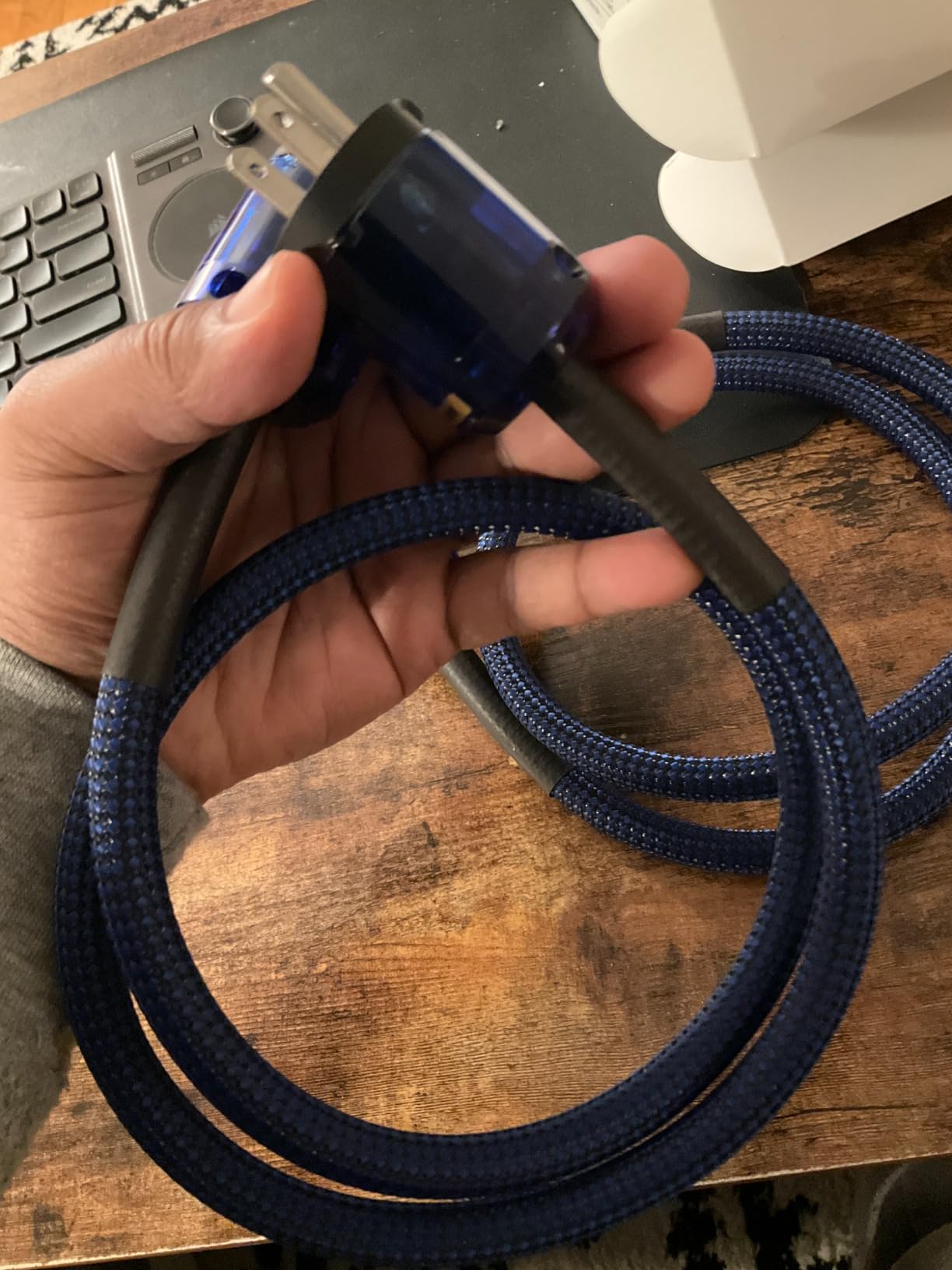 Tertullus HiFi Audiophile Power Cord HiFi Audio AC Power Cable Power Cord US Plug (Figure 8 Female, 1M/3.28FT) customer photo 2