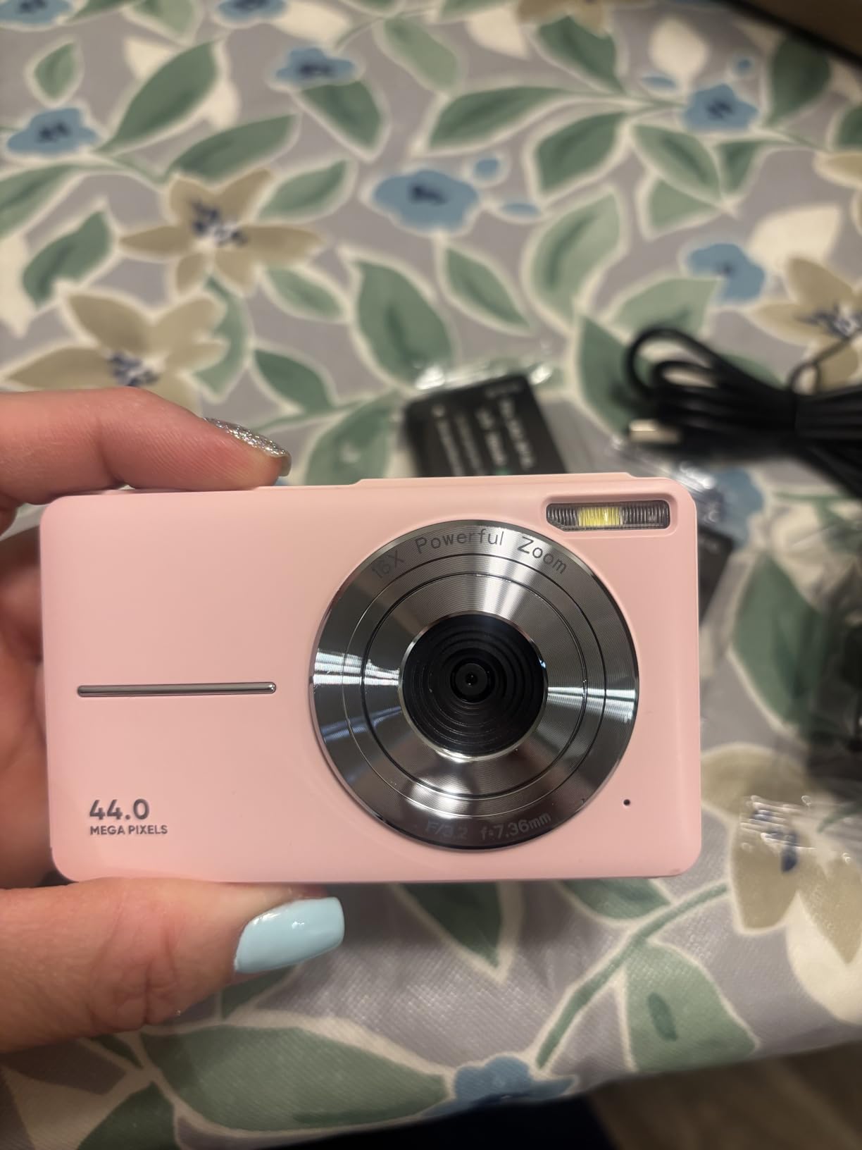 Digital Camera, FHD 1080P Point and Shoot Kids Camera, with 32GB Card, 2 Batteries, 16X Zoom Anti Shake Date Stamp, Compact Portable Small, for Starter Kid Children Teen Student Girl Boy(Pink) customer photo 1