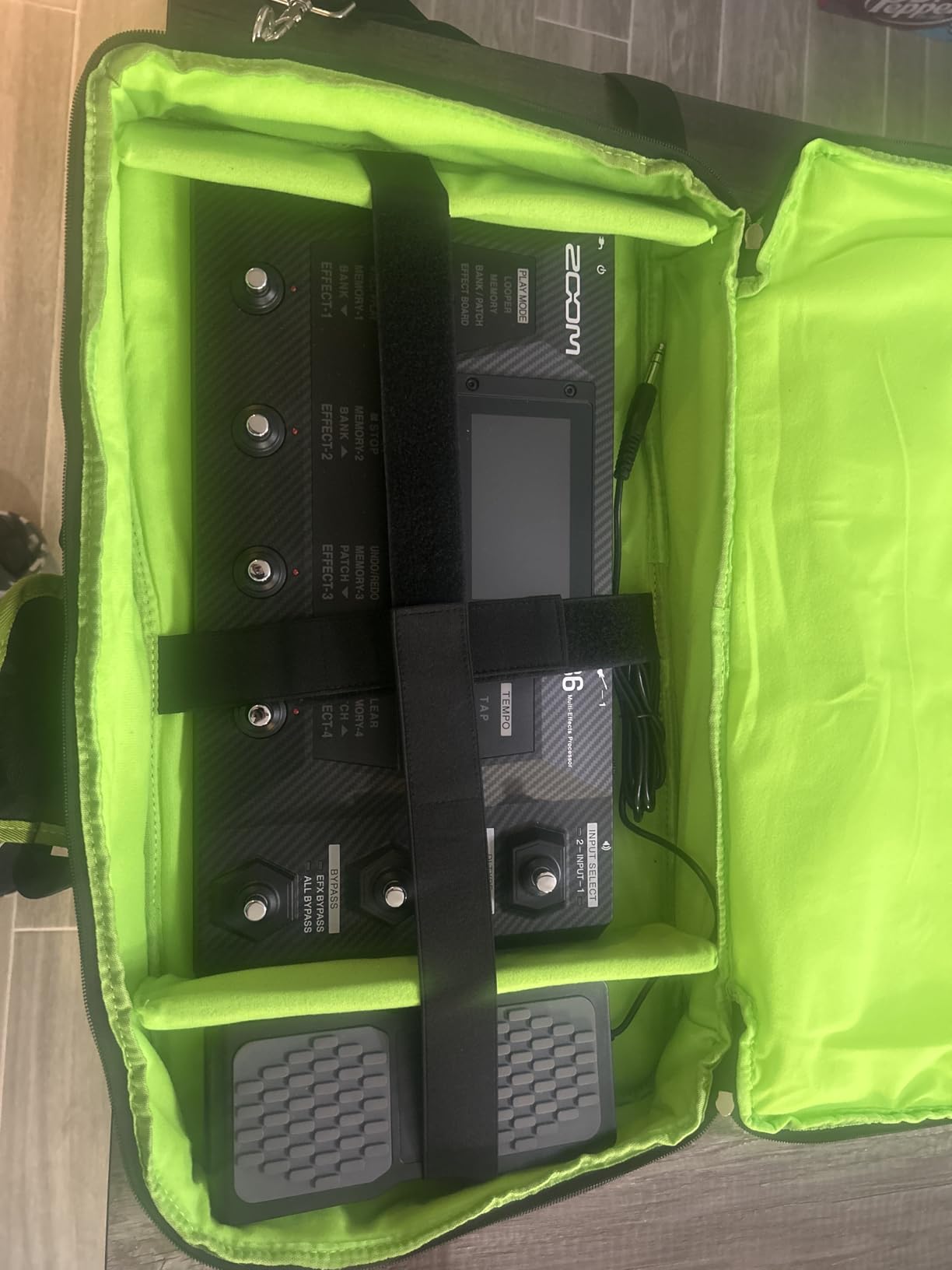 SNIGJAT DJ Controller Case for DDJ FLX4/ DJ 400/ DDJ REV1, Padded DJ Controller Bag with 5 Pockets for Laptop, Headphones, Cables, DJ Carrying Case with Adjustable Shoulder Strap, 21.5
