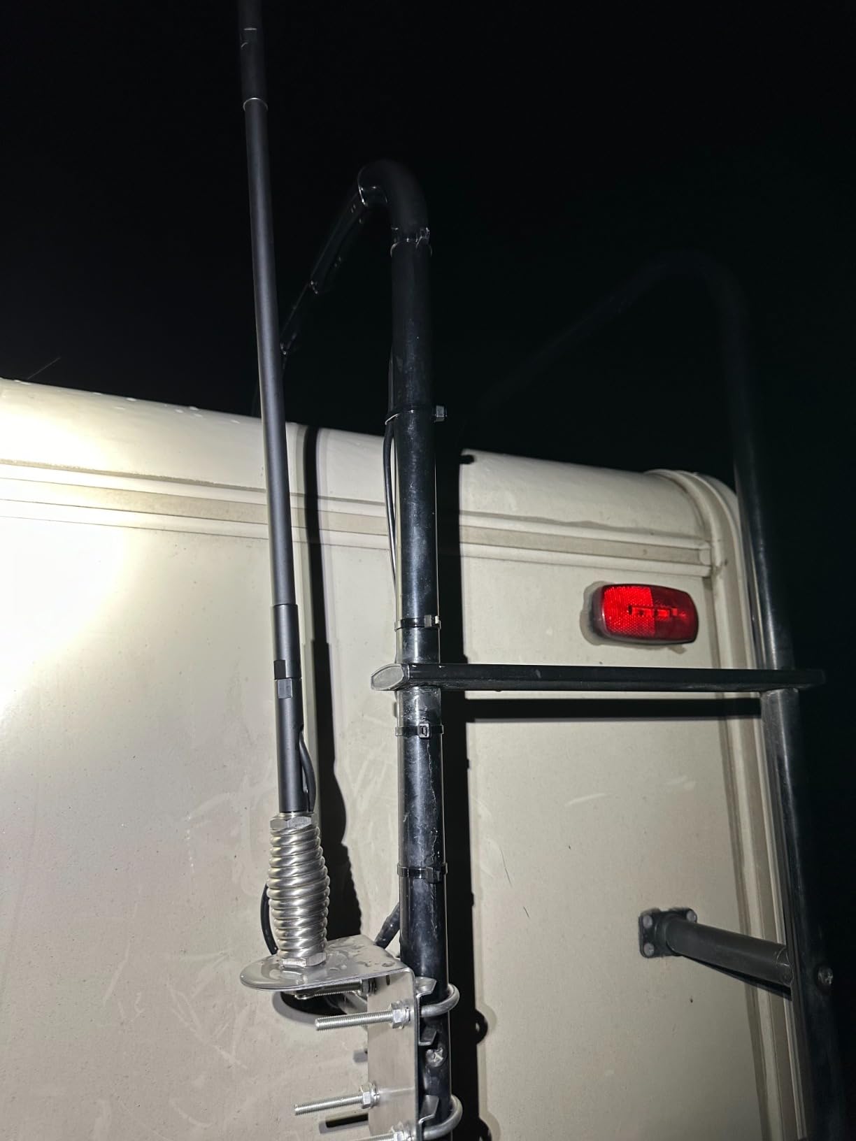 HiBoost Travel 3.0 RV Cell Phone Signal Booster | High Power Cellular Booster for RV, Camper Van,Trailer| Magnetic Moun |Boosts 4G & 5G LTE for All U.S. Carriers Verizon, AT&T, T-Mobile FCC Approved customer photo 2