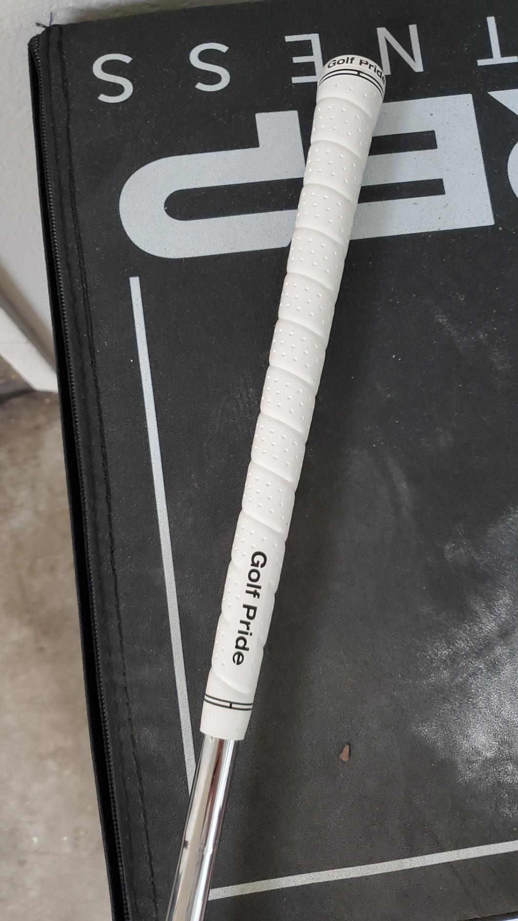 Golf Pride Tour Wrap Golf Grip - Comfortable, Durable Grip for Clubs - Classic Wrap Design with High-Tack Feel - Rubber Construction - White customer photo 1