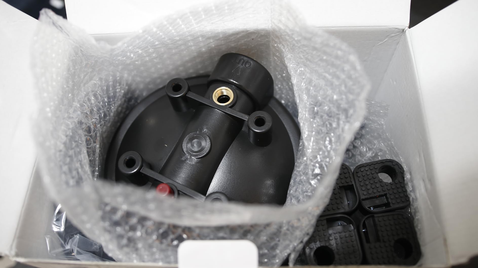 6-Layer RV Water Filter with Stand and Pressure Gauge, 3/4