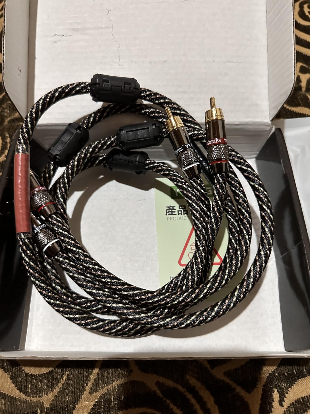 Audiophile HiFi 3.28ft Audio RCA Cables - 2RCA Male to Male, 15 AWG, 4N OFC Core, 24K Gold-Plated Plugs, with Nylon Braid, Subwoofer Cable, Compatible with Amplifier, CD Player, Turntable (3.28ft/1m) customer photo 2