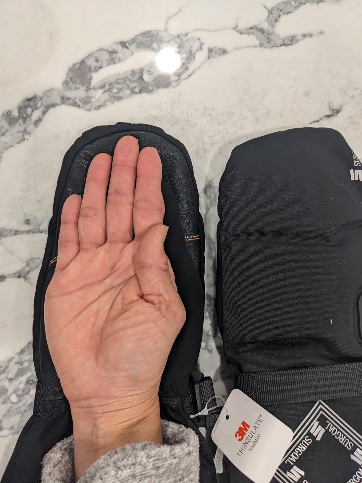 Heated Mittens for Men, 22.2WH Battery 7.4V 3000mAh Rechargeable Heated Ski Gloves for Women, Waterproof Electric Gloves Ideal for Hunting, Motorcycle, Skiing, Work customer photo 1