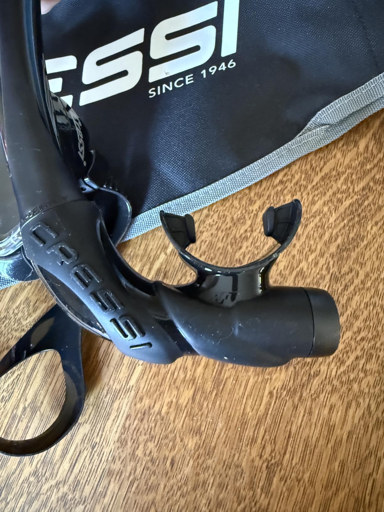 Cressi Mask and Snorkel Kit for Snorkeling and Freediving - Wide View and Dry Snorkel - Big Eyes & Seal Dry - Made in Italy customer photo 2