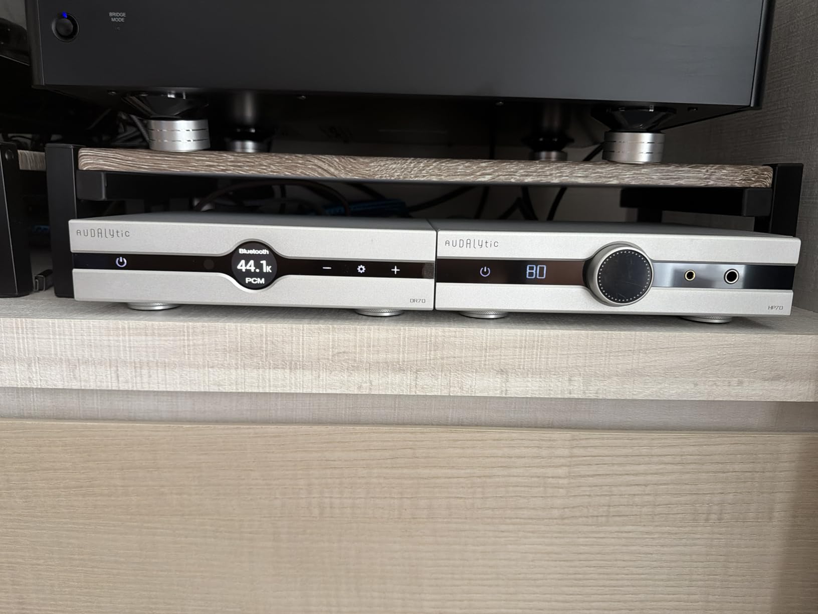 Gustard Audalytic DR70 R2R DAC | Native 1-Bit DSD DSD512 PCM768kHz | USB, Optical, Coaxial x2, LAN Input | Fully Discrete Balanced Digital-Analog Converter | Home Audio Network Streaming (Black) customer photo 1