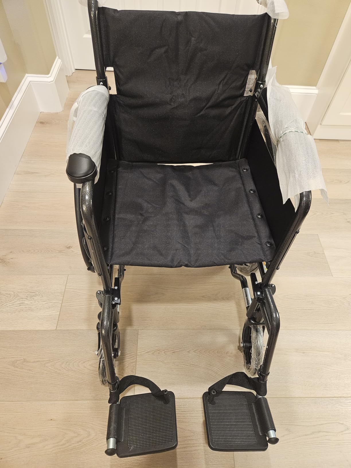 Drive Medical Silver Sport 1 Folding Transport Wheelchair, Black customer photo 2