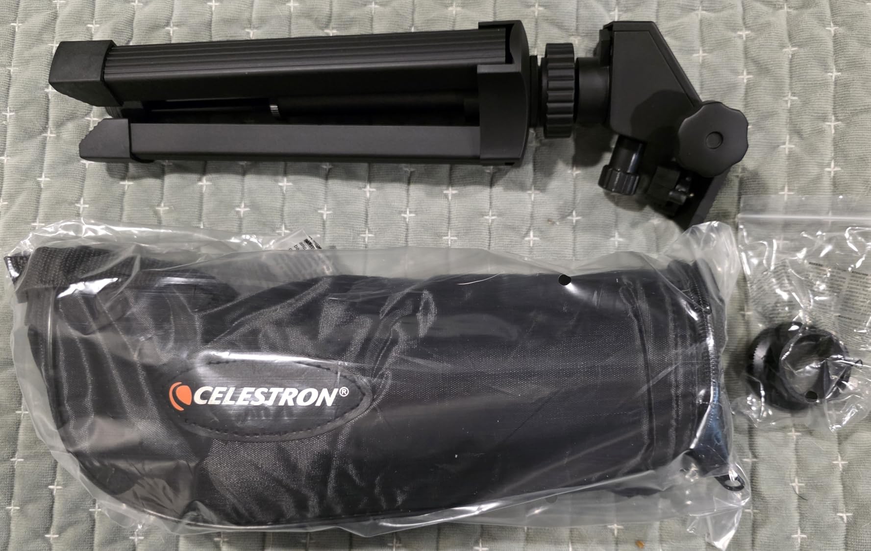 Celestron Mini Mak 70mm Angled Spotting Scope - Maksutov Spotting Scope - Great for Long Range Viewing - 25-75x Zoom Eyepiece - Multi-Coated Optics - Rubber Armored - Tabletop Tripod Included customer photo 1
