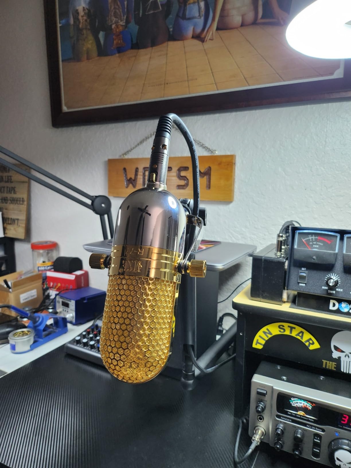 MXL R77 Professional Ribbon Microphone With Traditional Yoke Mount customer photo 1