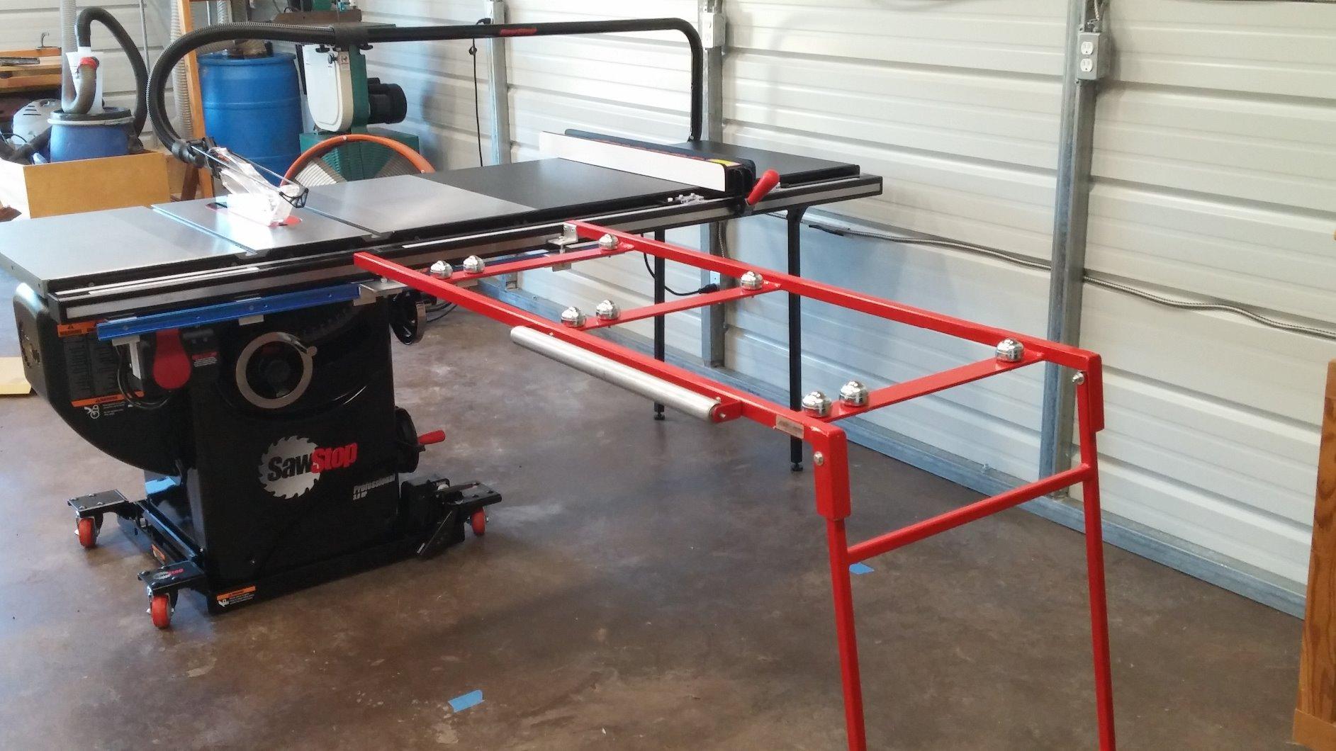 SawStop 10-Inch Professional Cabinet Saw, 3-HP, 52-Inch Professional T-Glide Fence System (PCS31230-TGP252) customer photo 2