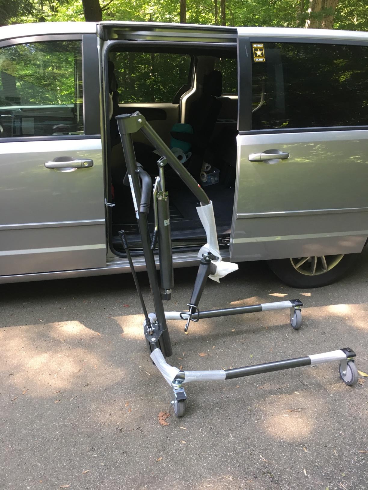 Drive Medical 13023SV Handicap Hydraulic Lift, Silver Vein 5 Inch customer photo 1