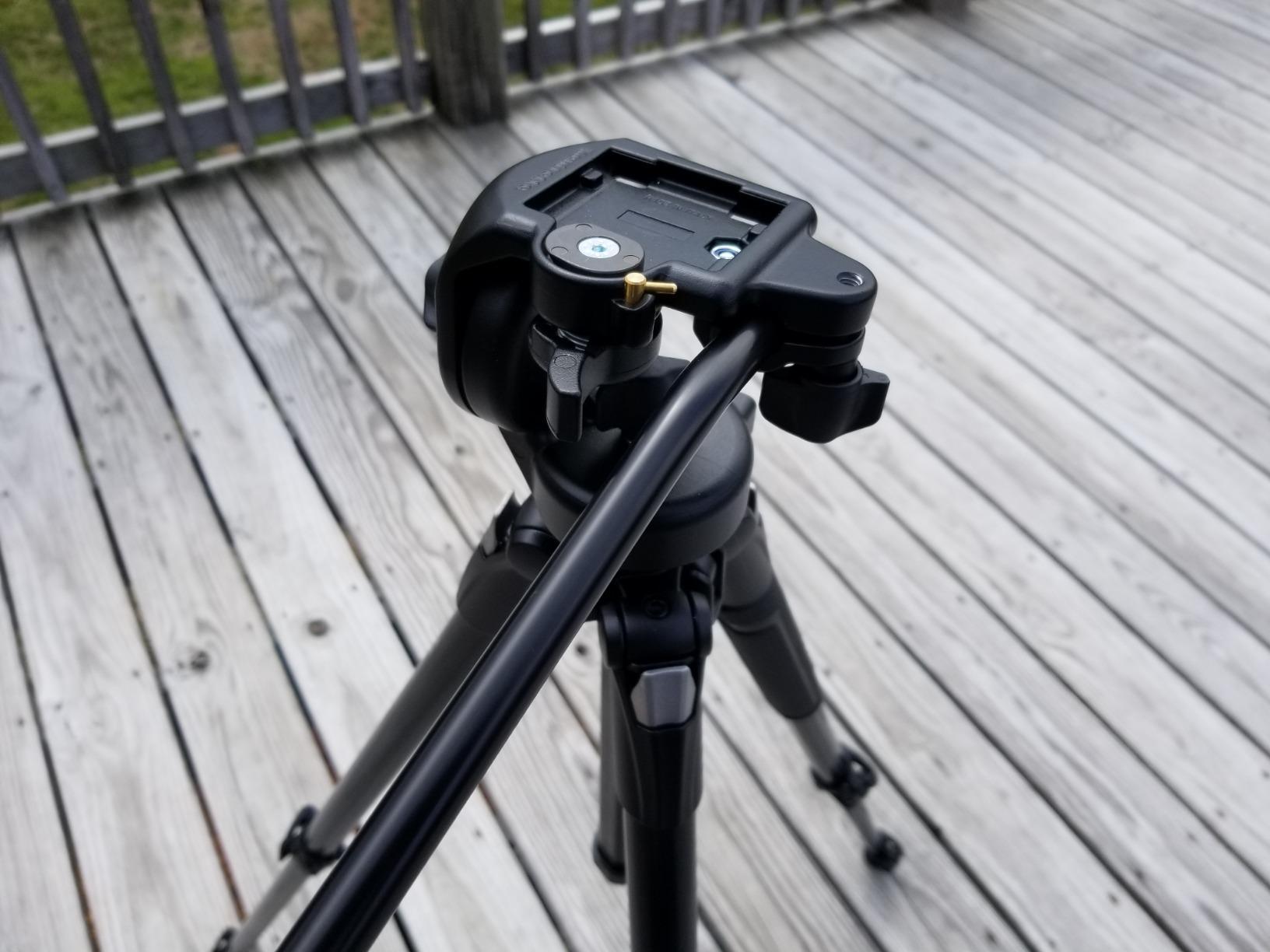 Manfrotto 290 Xtra Aluminum 3-Section Tripod Kit with Fluid Video Head customer photo 1
