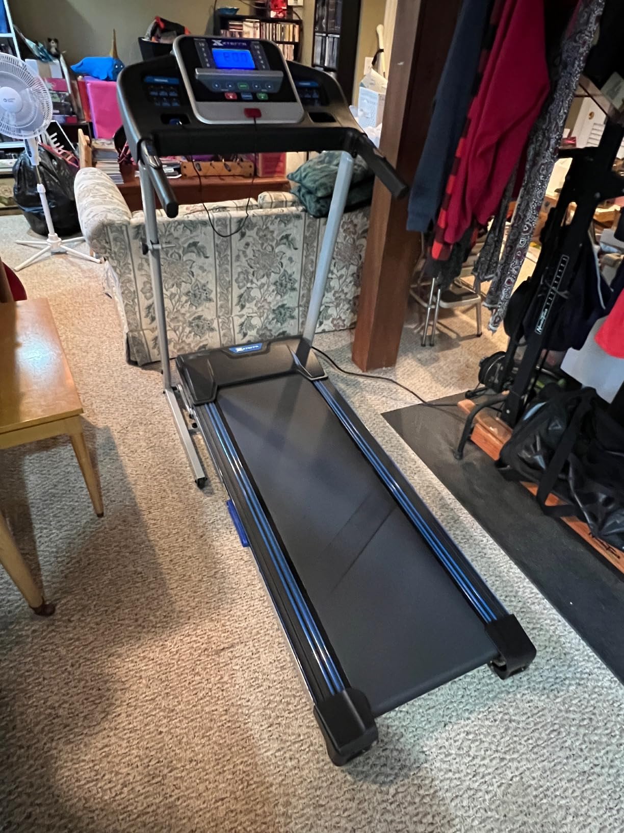 XTERRA Fitness Premium Folding Smart Treadmill, Compact Design, 250+ LB Weight Capacity, Powerful Motor, XTERRA+ Fitness App Included with Purchase customer photo 2