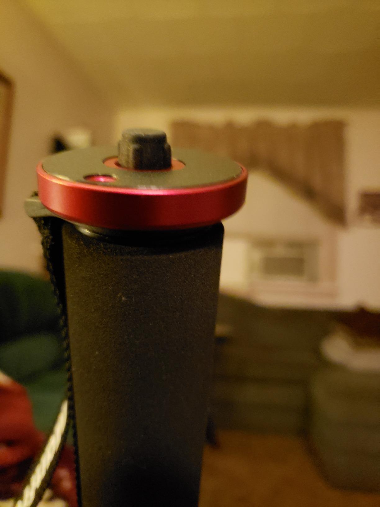 Manfrotto Element Aluminum 5-Section Monopod, Black (MMELEA5BK) customer photo 1