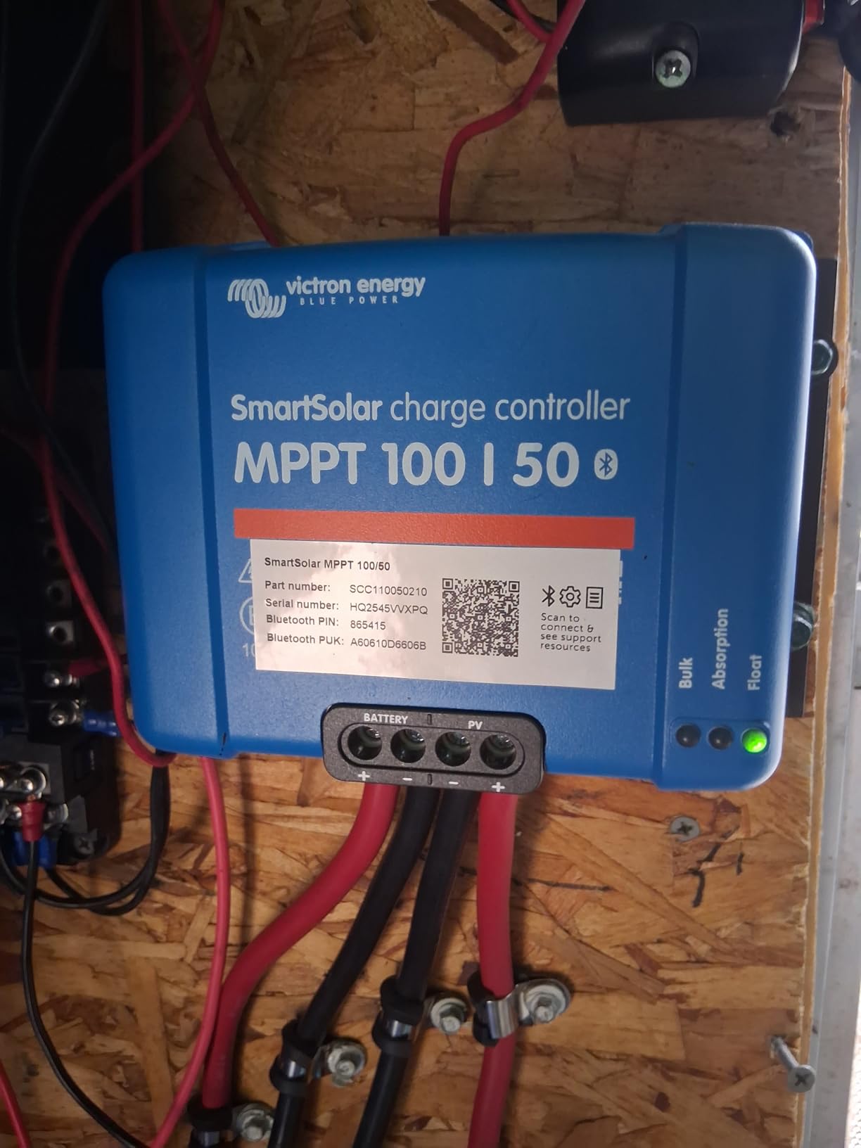 Victron Energy SmartSolar MPPT Solar Charge Controller (Bluetooth) - 100V, 50 amp, 12/24-Volt customer photo 1