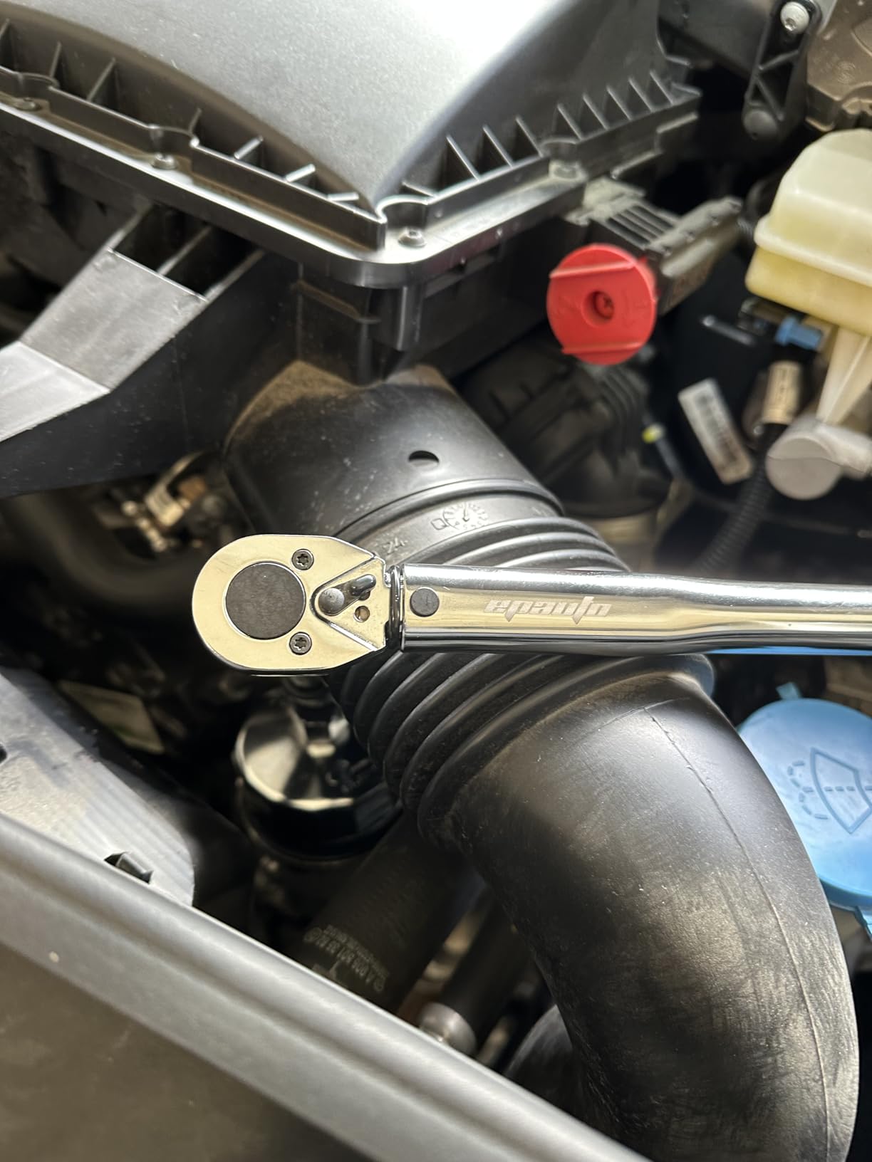 EPAuto 3/8-Inch Drive Click Torque Wrench 10-80 ft-lb. / 13.6-108.5 Nm customer photo 2