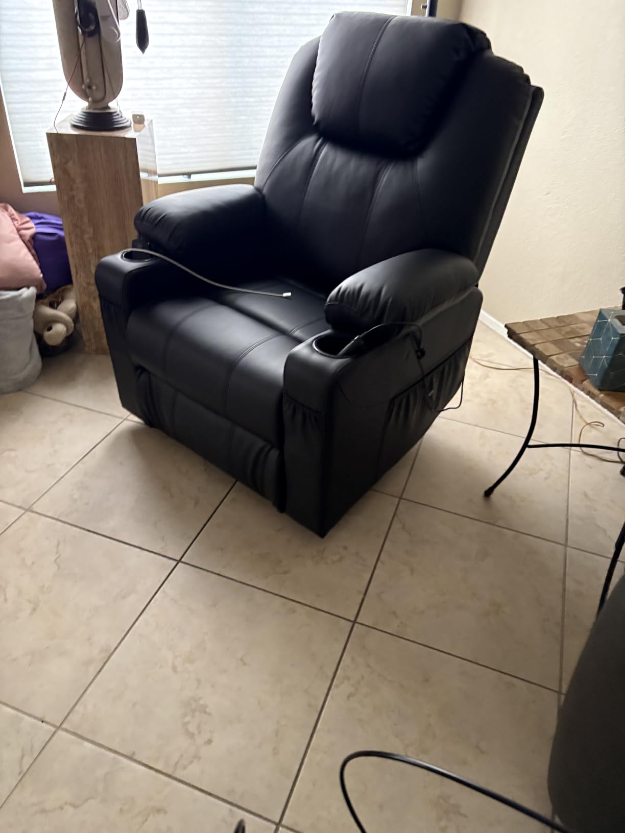 MCombo Power Lift Recliner Chair for Elderly, Lift Chair with Heat and Massage, USB Ports, Cup Holders, Faux Leather 7040 customer photo 1