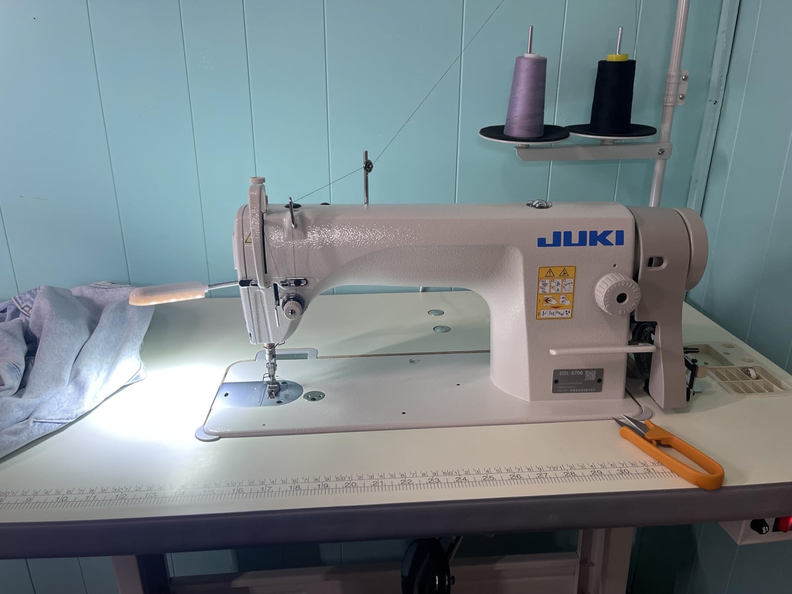 Juki DDL8700 LockStitch Industrial Sewing Machine, Table, Servo Motor, Lamp - Not Assembled customer photo 1