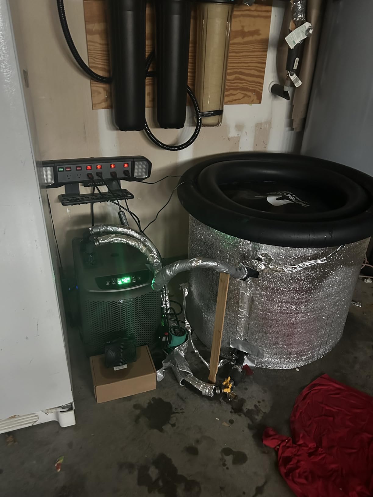 Active Aqua Hydroponic Water Chiller for Aquaponics, Plunge Baths and Aquariums, 0.25 HP - Portable Cooling System with Boost Function for 40-92 Gallon Reservoirs, Pure Titanium Evaporator Cooler customer photo 1