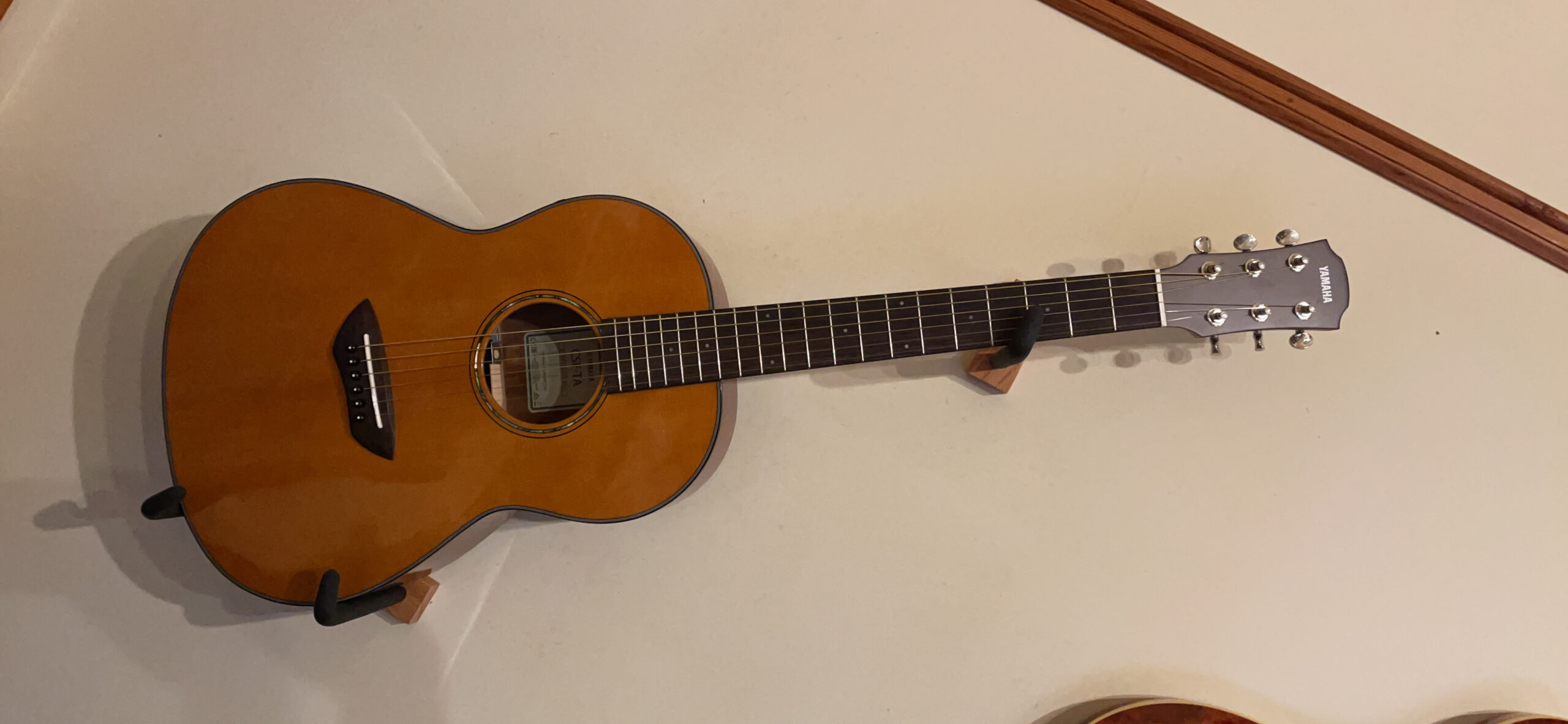 Yamaha CSF-TA Parlor Transacoustic Guitar with Chorus and Reverb - Gig Bag Included customer photo 1