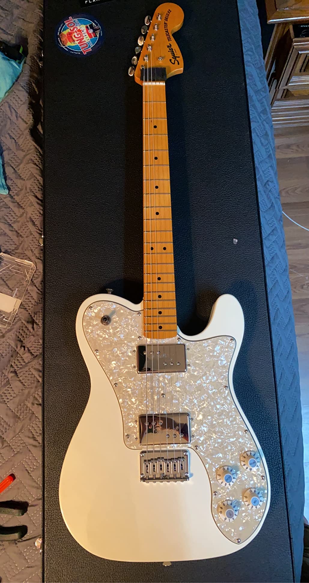 Fender Squier Classic Vibe 70s Deluxe Telecaster Electric Guitar, Olympic White, Maple Fingerboard customer photo 2