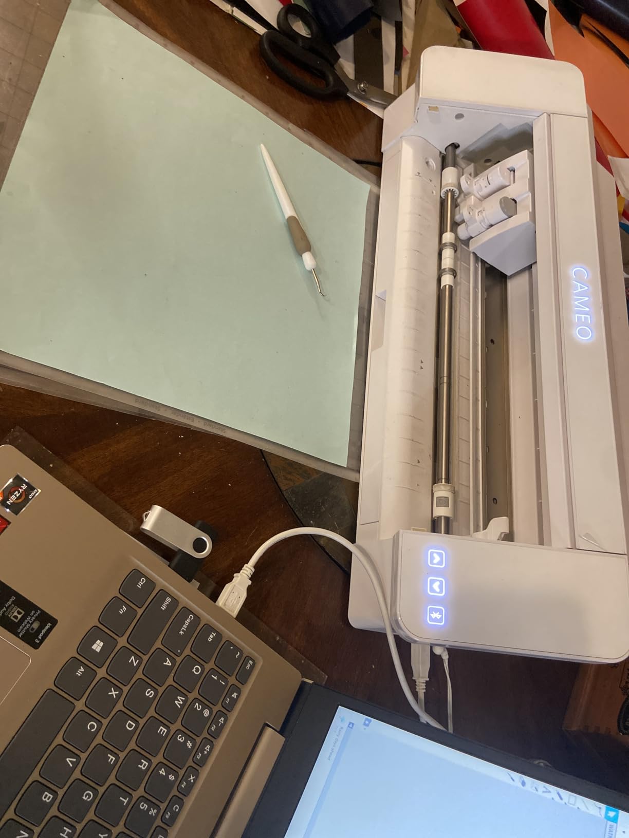 Silhouette Cameo 4 with Bluetooth, 12