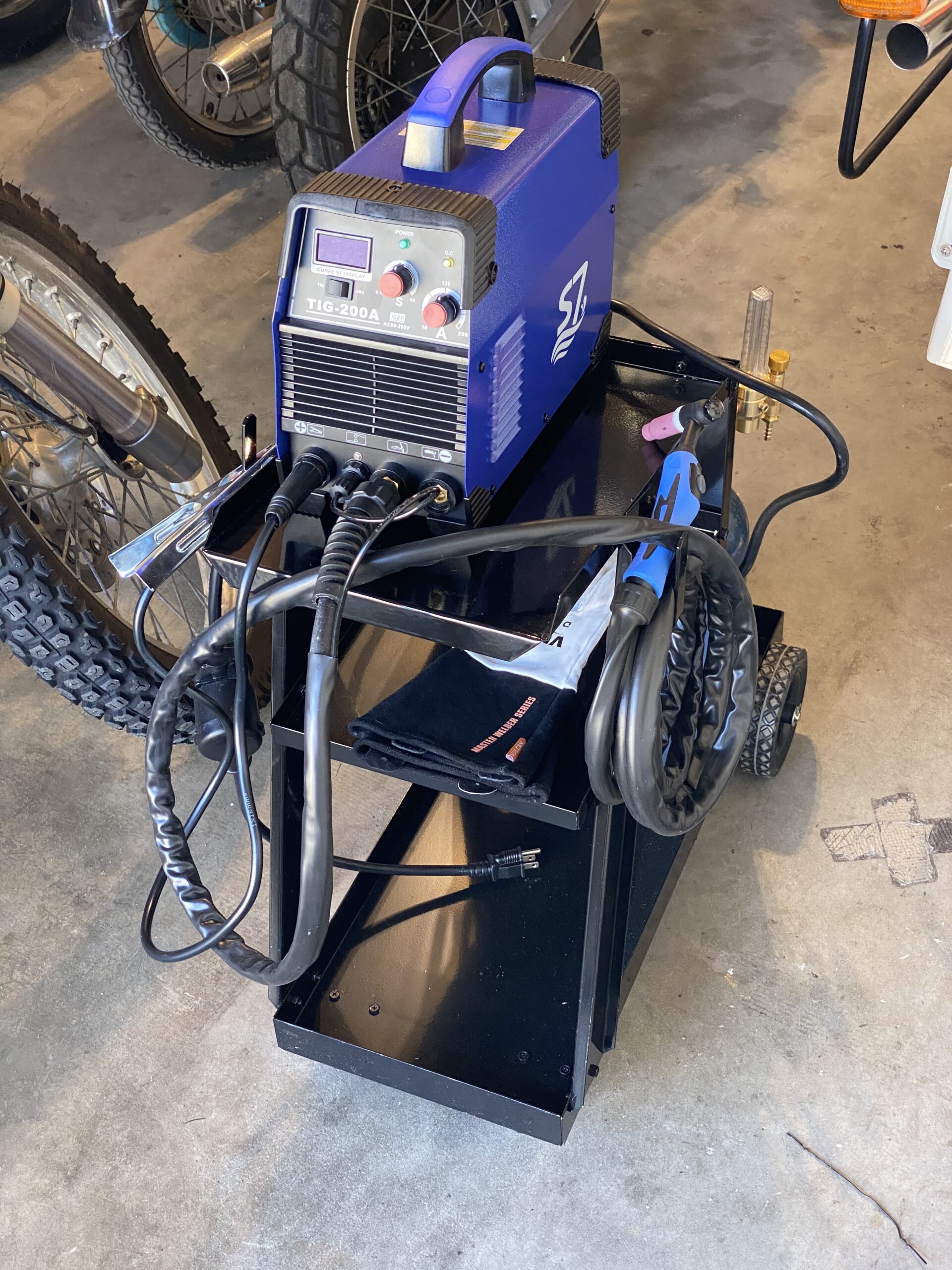 S7 TIG Welder 200 Amp, HF Start TIG/ARC Stick Welder, 110V/220V Dual Voltage DC Inverter Welding Machine with Pulse TIG, LED Display, Portable Welder for Stainless Steel, Mild Steel, DIY & Repair customer photo 1