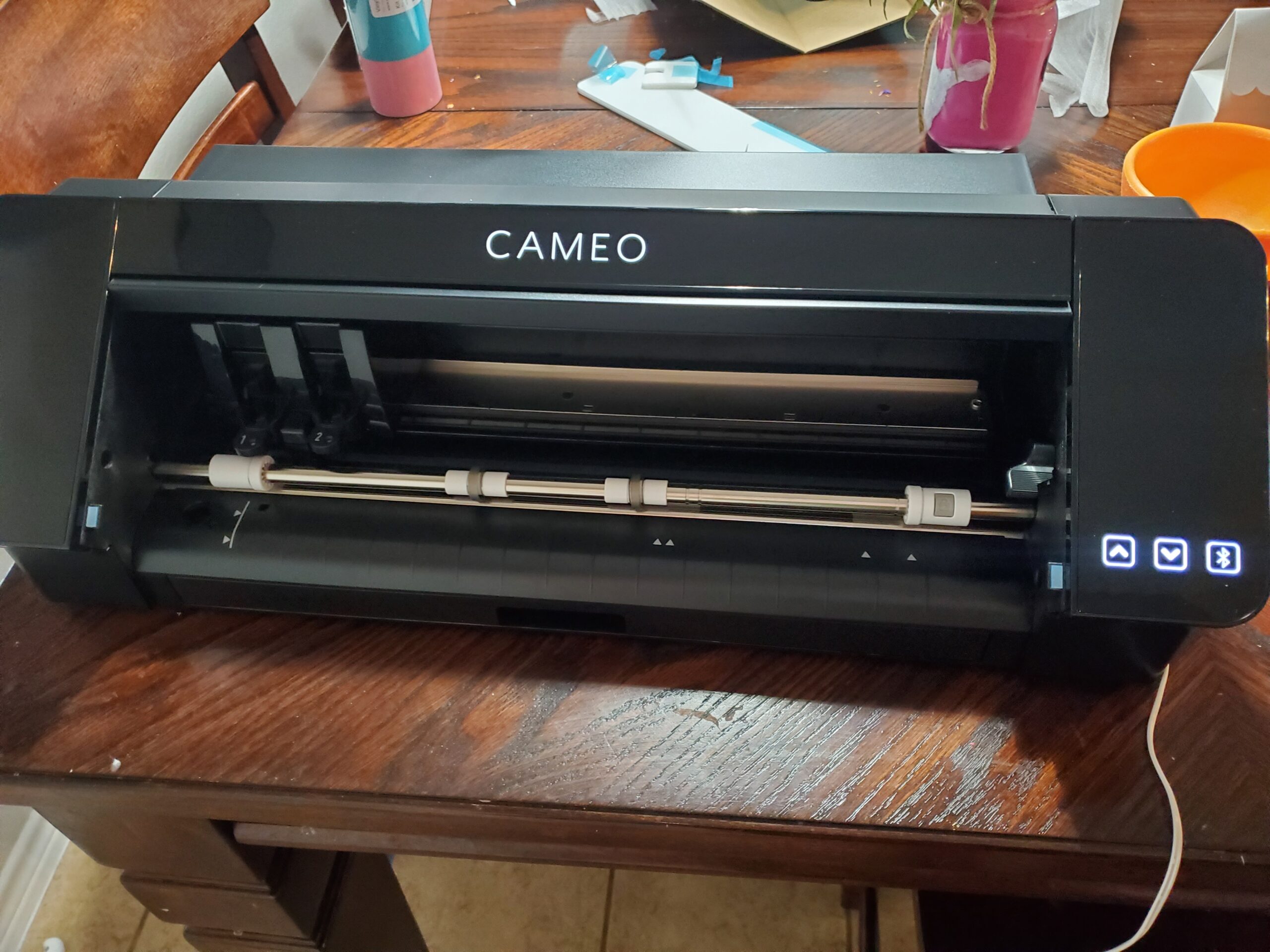 Cameo 5 Alpha (a) - Smart Cutting Machine for Print & Cut - Quiet Operation with AutoBlade, Studio Software, Cutting Mat- Matte Black (Deluxe Bundle) customer photo 1