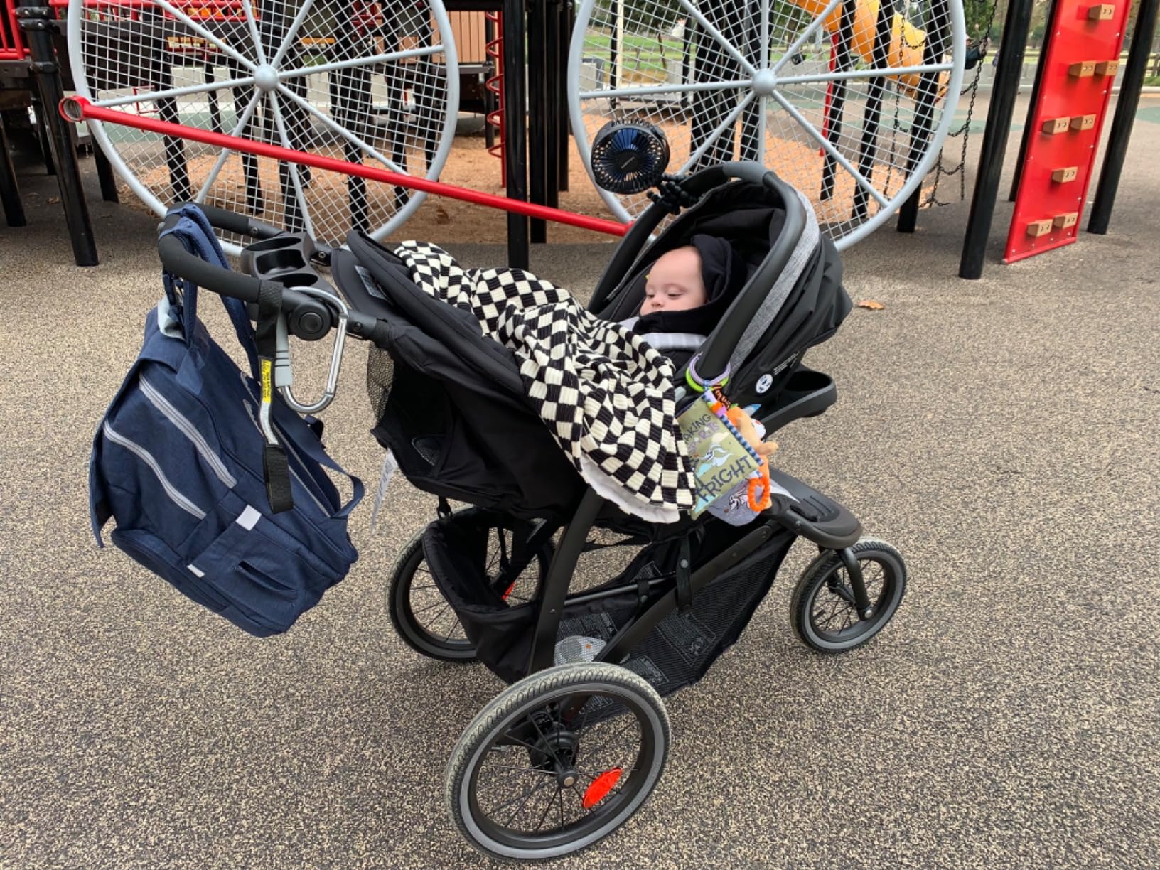 Graco FastAction Jogger LX Stroller - Drive, Convenient One-Hand Fold customer photo 1