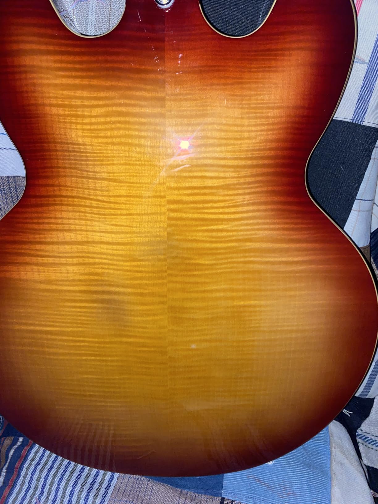 Epiphone ES-335 Figured Top Semi-Hollowbody Electric Guitar, Blueberry Burst customer photo 1