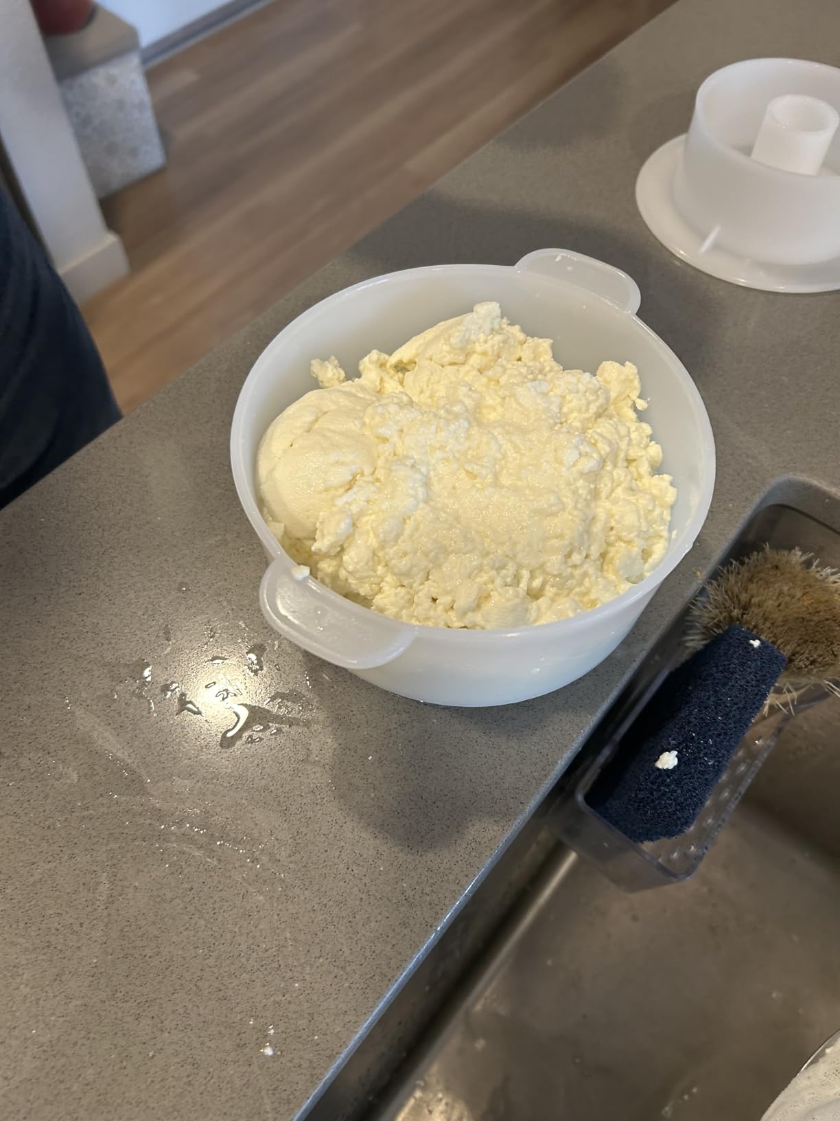 Grand Way Cheese Mold with a Follower and Cheesecloth - Cheese Making Kit - Cheesemaking Supplies customer photo 2