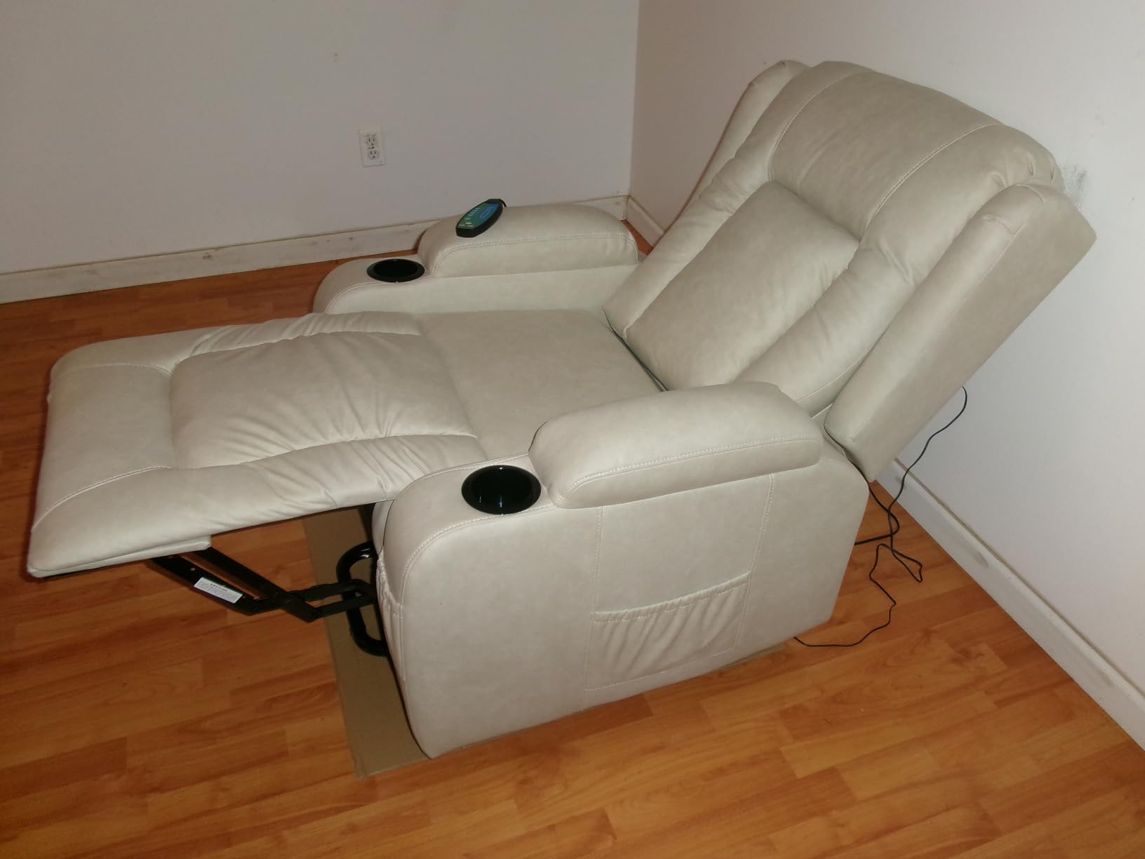Best Choice Products PU Leather Electric Power Lift Chair, Recliner Massage Chair, Adjustable Furniture for Back, Legs w/ 3 Positions, USB Port, Heat, Cupholders, Easy-to-Reach Side Button - Brown customer photo 2