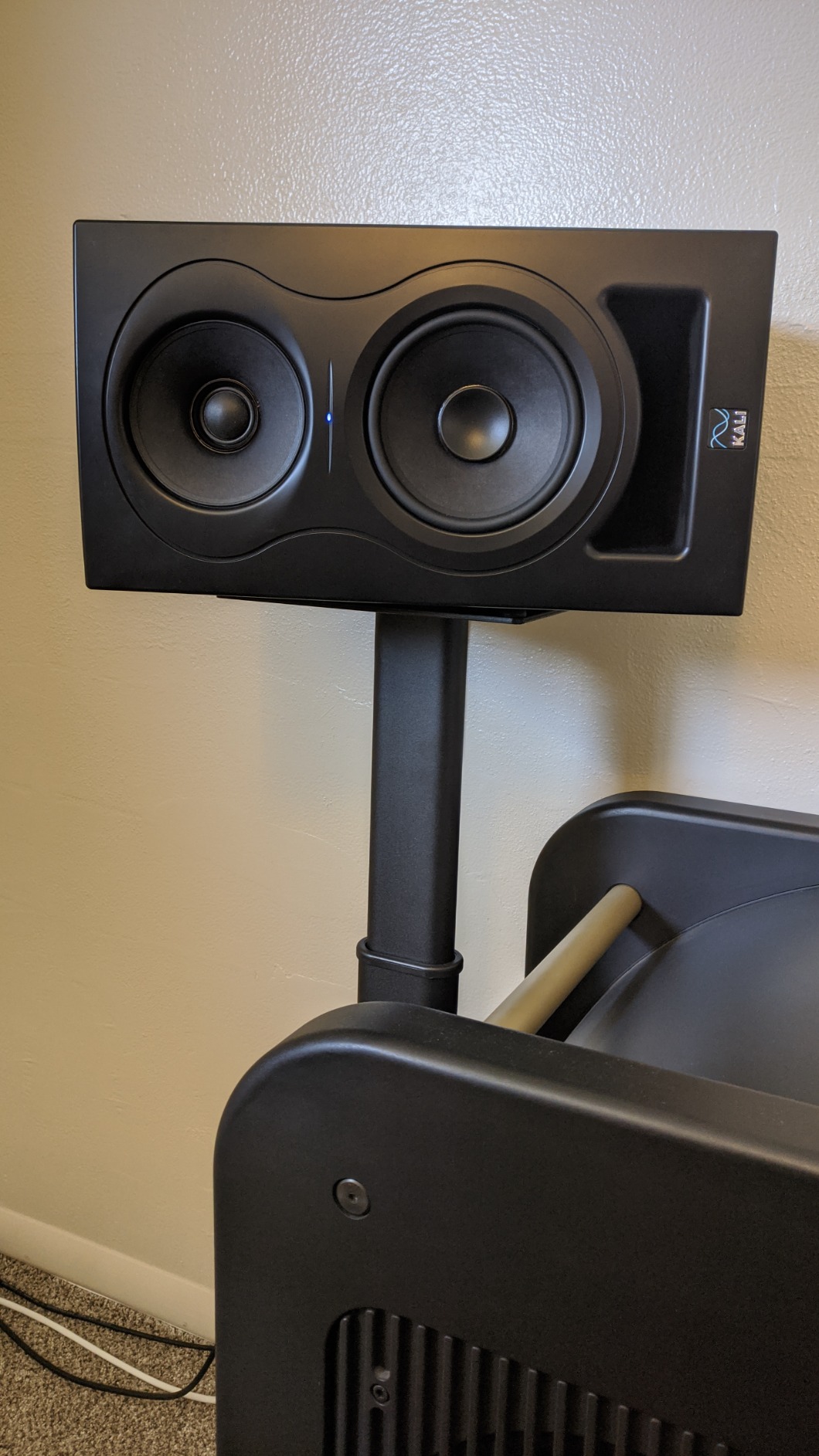 Kali Audio IN-5 5-Inch Studio Monitor - Active 3-Way Studio Speaker (Single) customer photo 2