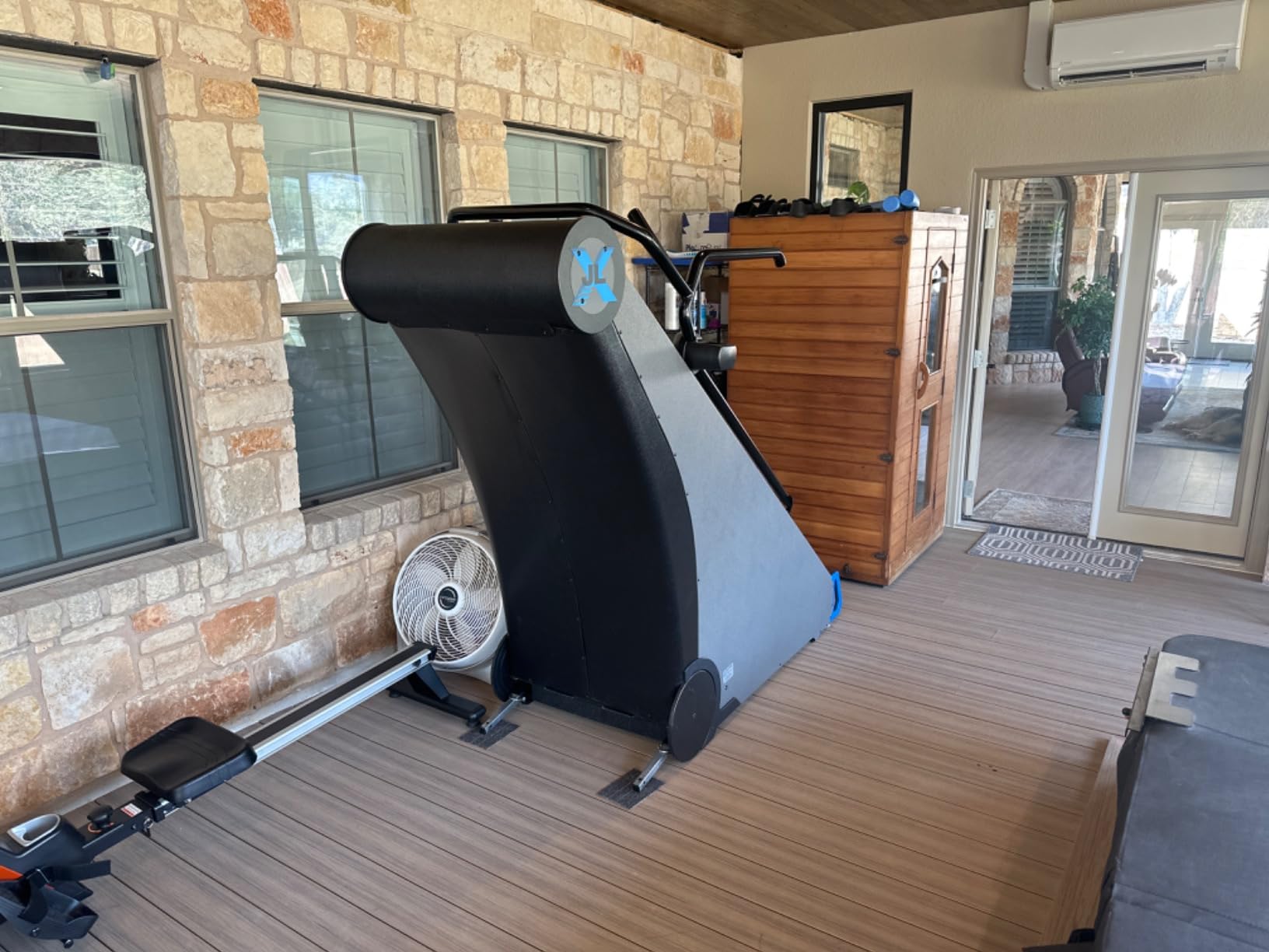 Jacobs Ladder JLX Commercial 4-Position Ladder Climber Exercise Machine | Self Powered | Improved Digital Dashboard | Four Climbing Workout Positions customer photo 2