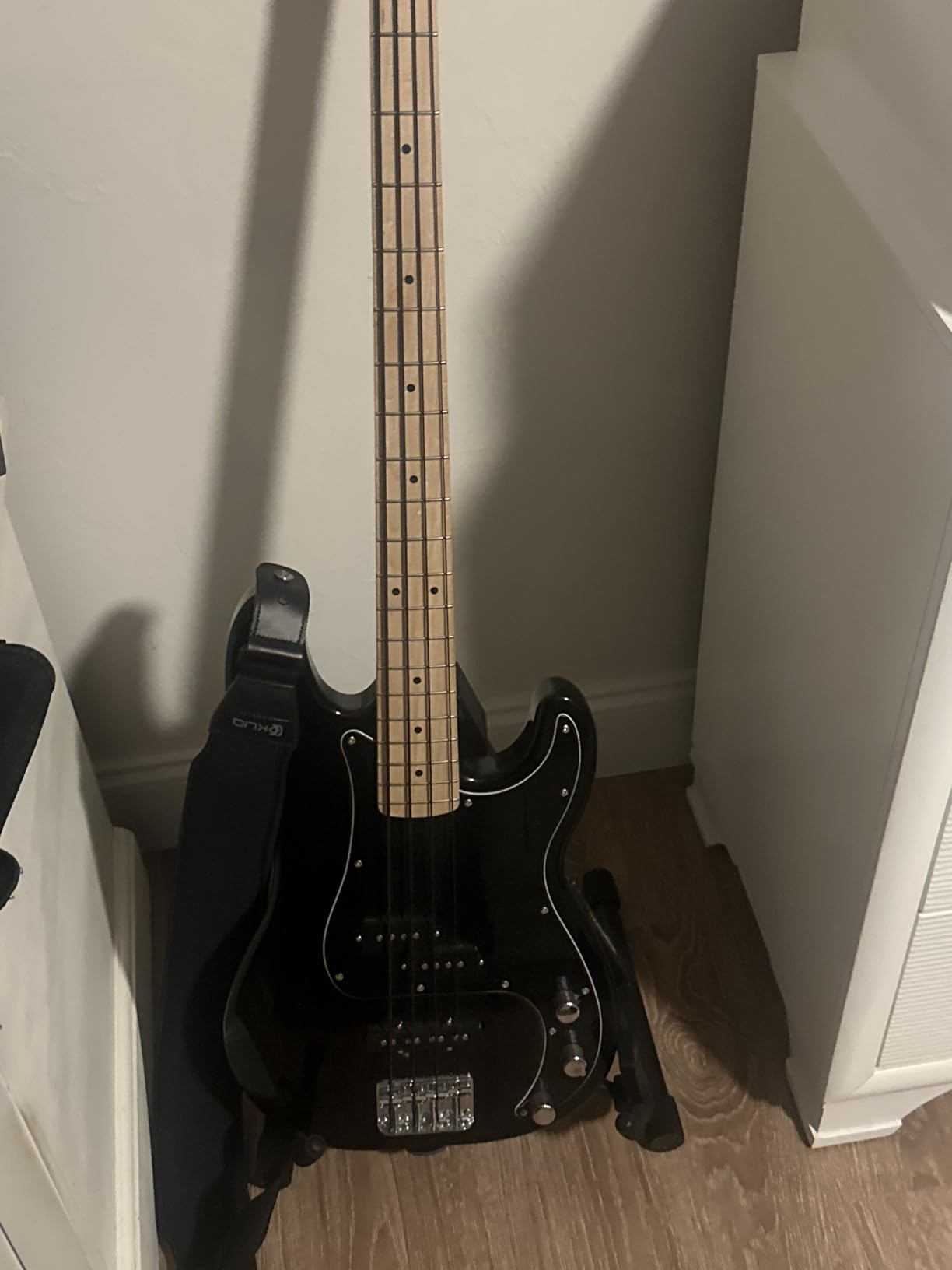 Squier Affinity Series Precision Bass Pack, Black, Maple Fingerboard, with Gig Bag and Rumble 15 Amp customer photo 2