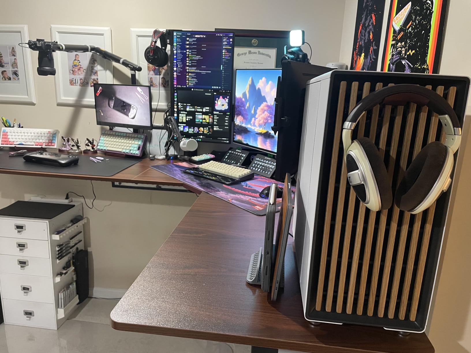 VIVO Corner Standing Desk, 63 x 55 inch Reversible L-Shaped Workstation, Electric Height Adjustment, Home, Office, and Reception Rooms, Black Table Top Black Frame, DESK-E3CTB customer photo 1