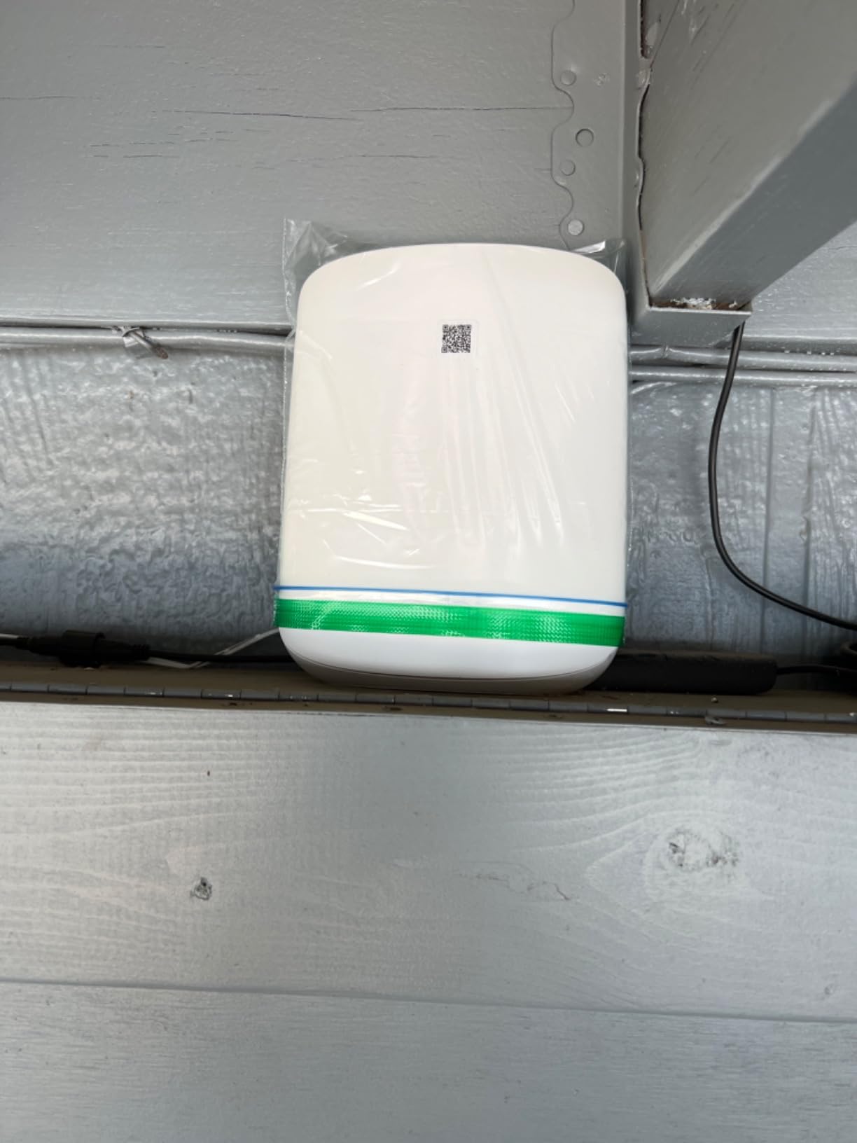 NETGEAR Orbi Whole Home Tri-Band Mesh WiFi 6 System (RBK653) - Router with 2 Satellite Extenders, Coverage Up to 6,000 Square Feet, 40 Devices, AX3000 (Up to 3Gbps) customer photo 1