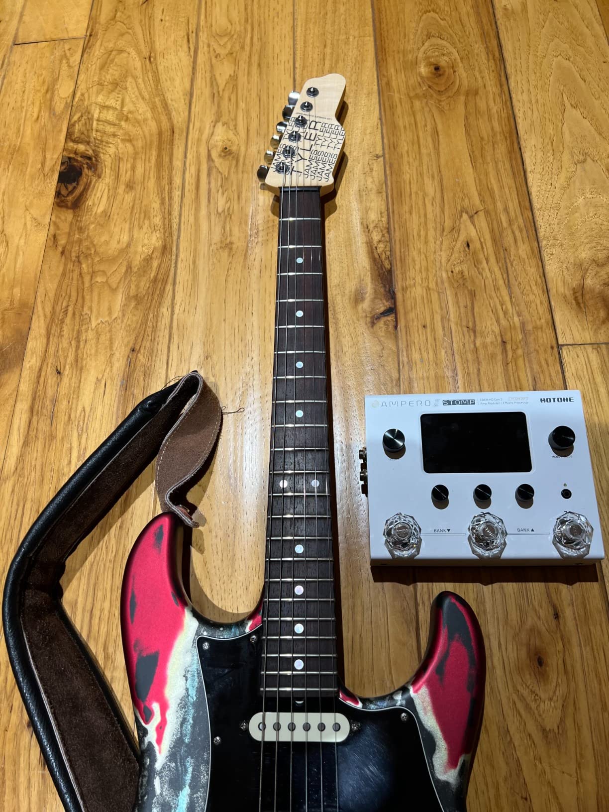 HOTONE Guitar Multi Effects Processor Multi Effects Pedal Touch Screen Guitar Bass Amp Modeling IR Cabinets Simulation Guitar Effects Pedal Multi FX Processor Ampero II Stomp customer photo 2
