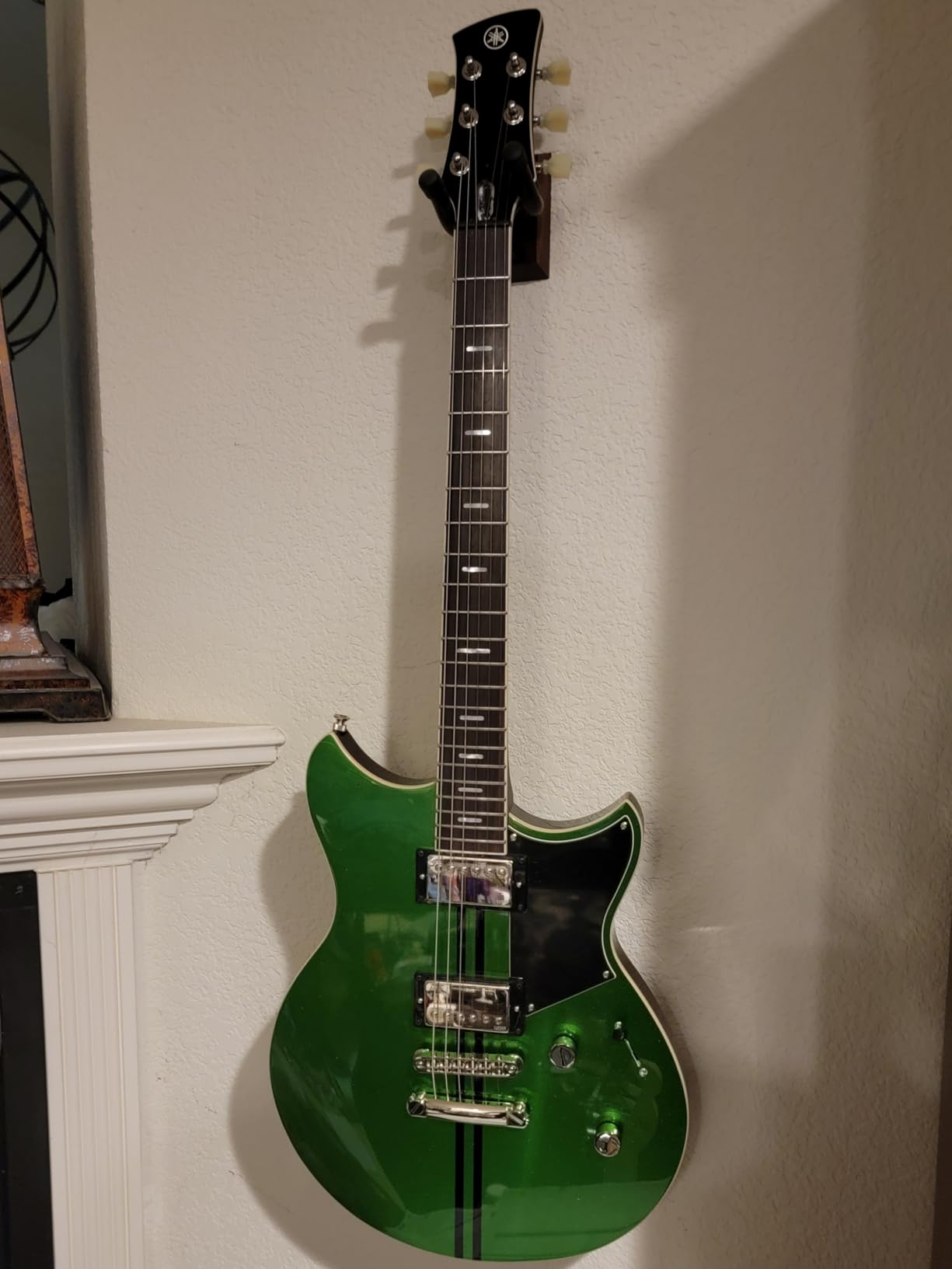 Yamaha Revstar Standard RSS20L BL Left-Handed Electric Guitar with Gig Bag, Black customer photo 1