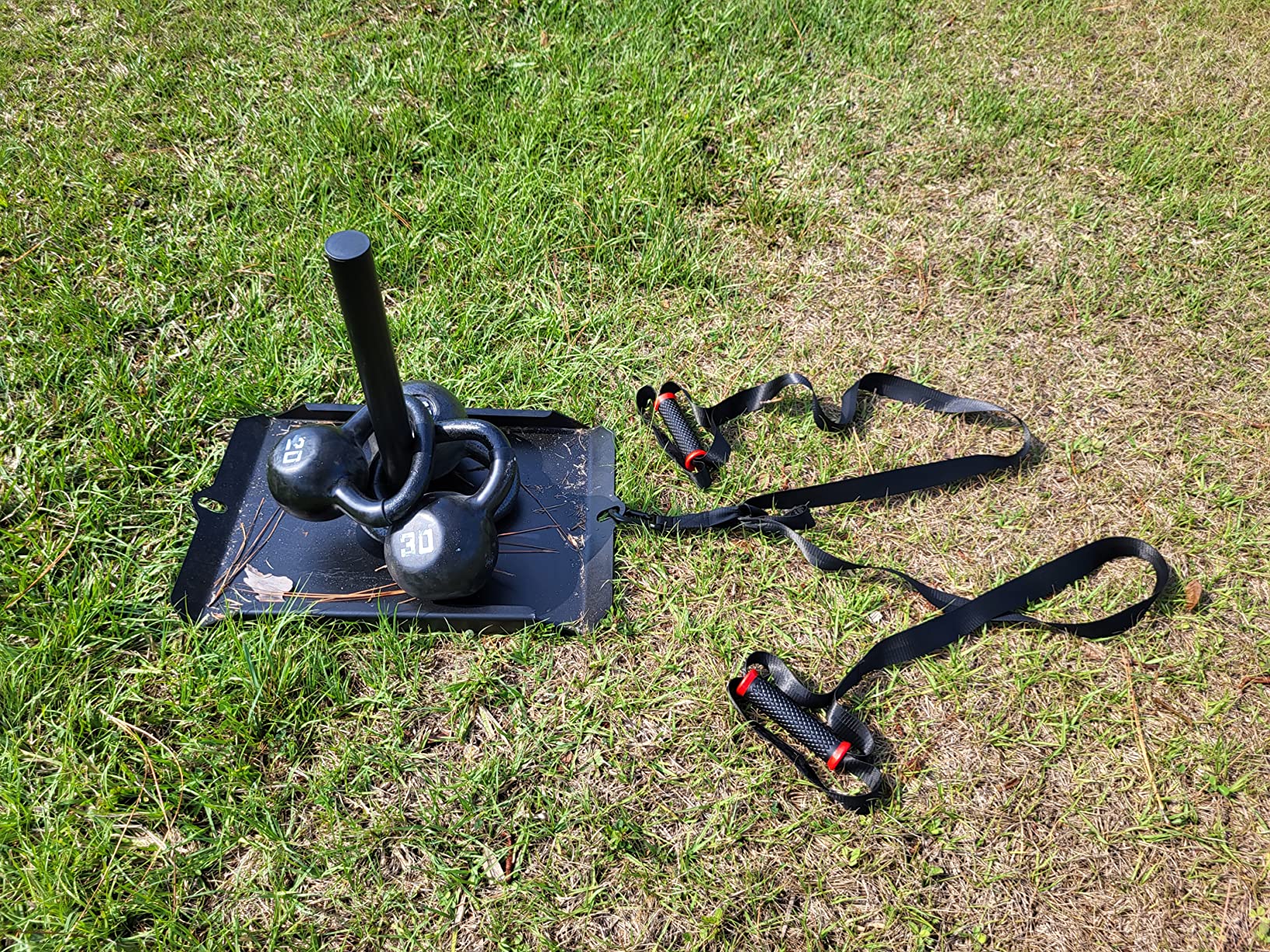 Weight Sled Made of One Pice Premium Steel. Workout Sled Improves Speed and Power. Weight Sleds for Training Used Indoor & Outdoor. Workout Sled Push Pull Moments. customer photo 2