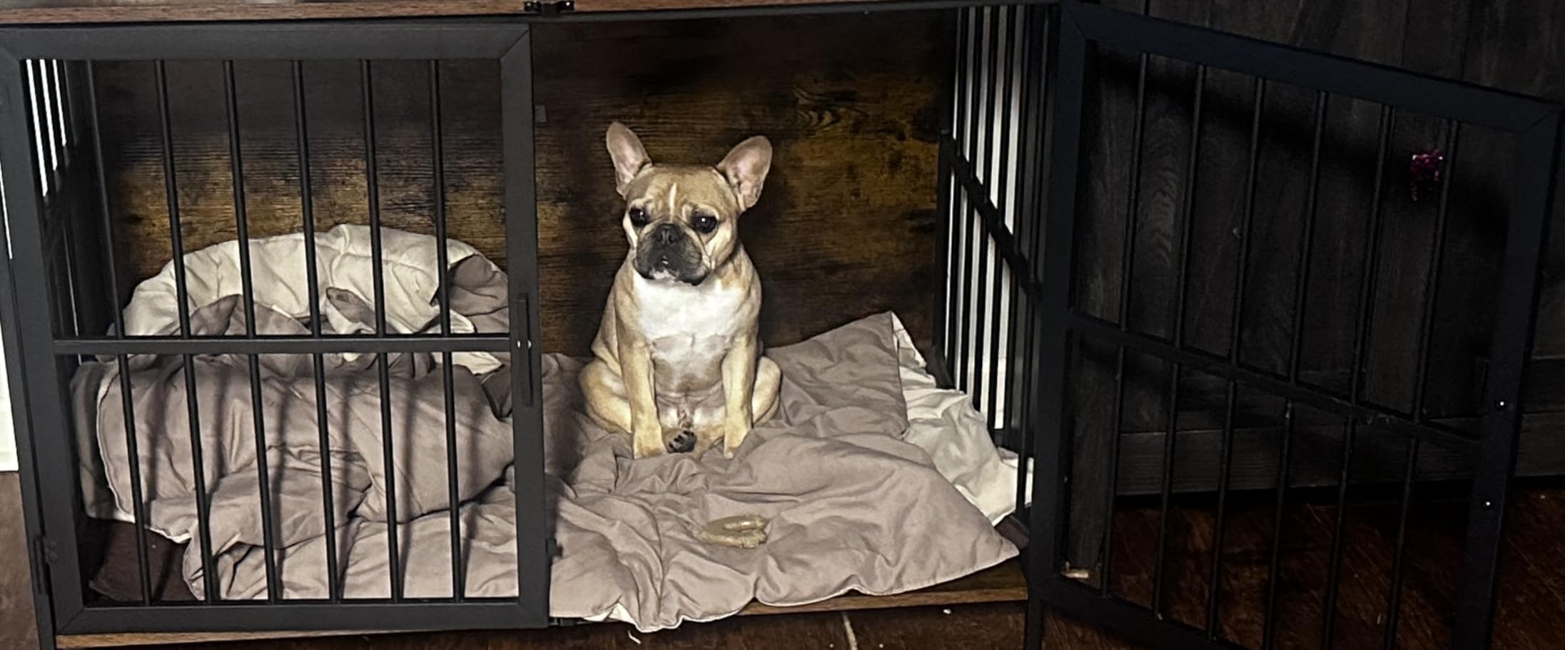 ROOMTEC Furniture Style Large Dog Crate with 360 Degree Adjustable Raised Feeder for Dogs 2 Stainless Steel Bowls - End Table House Pad, Indoor Use, 41 L x 24 W x 36 H, Classic Brown customer photo 1